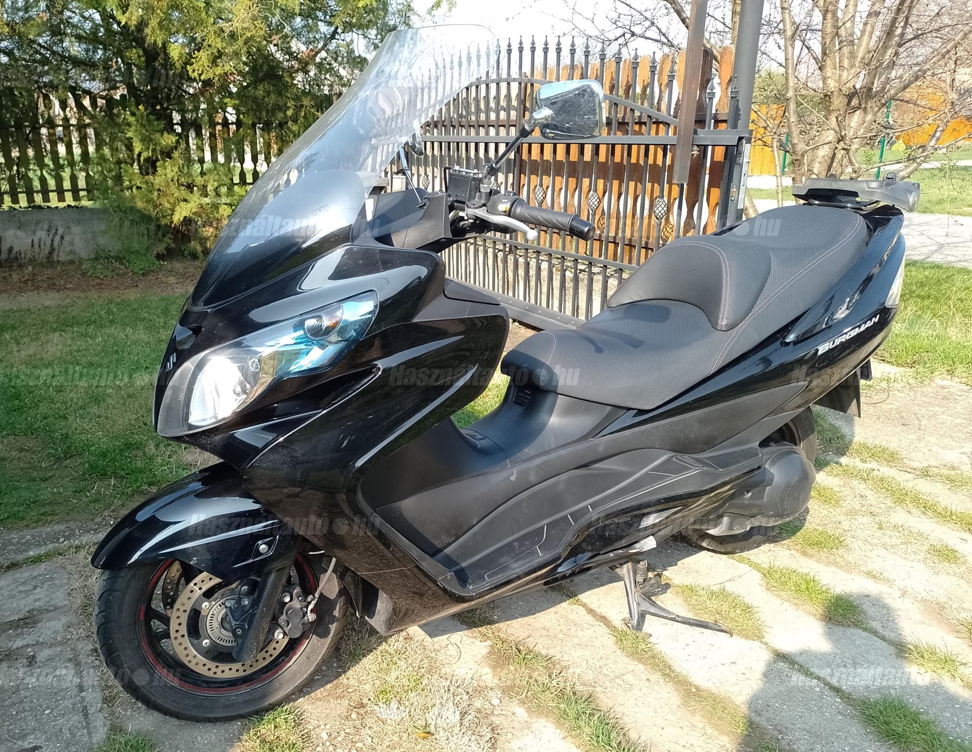 SUZUKI AN 400 BURGMAN 2015 - 1