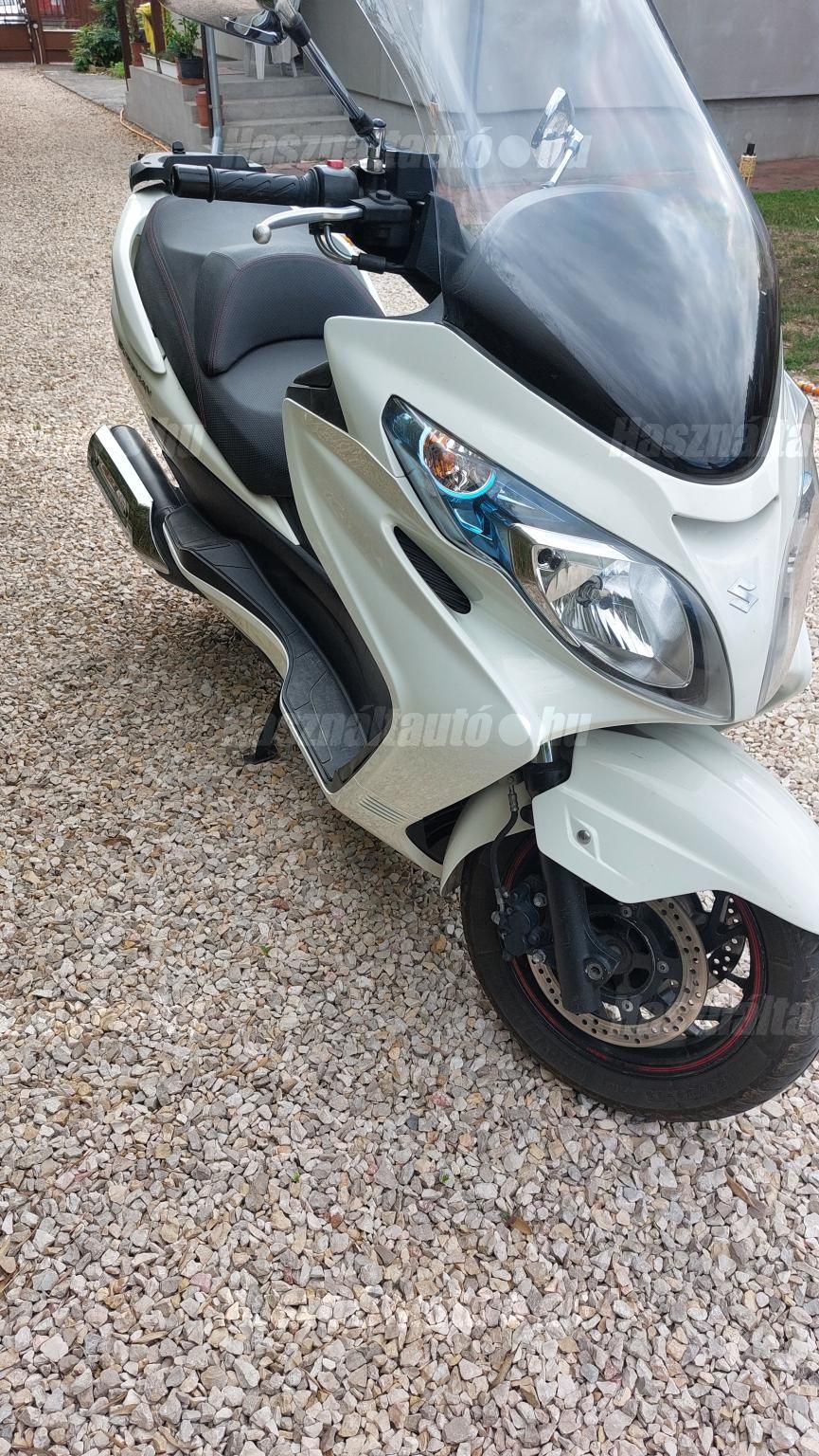 SUZUKI AN 400 BURGMAN 2014 - 1