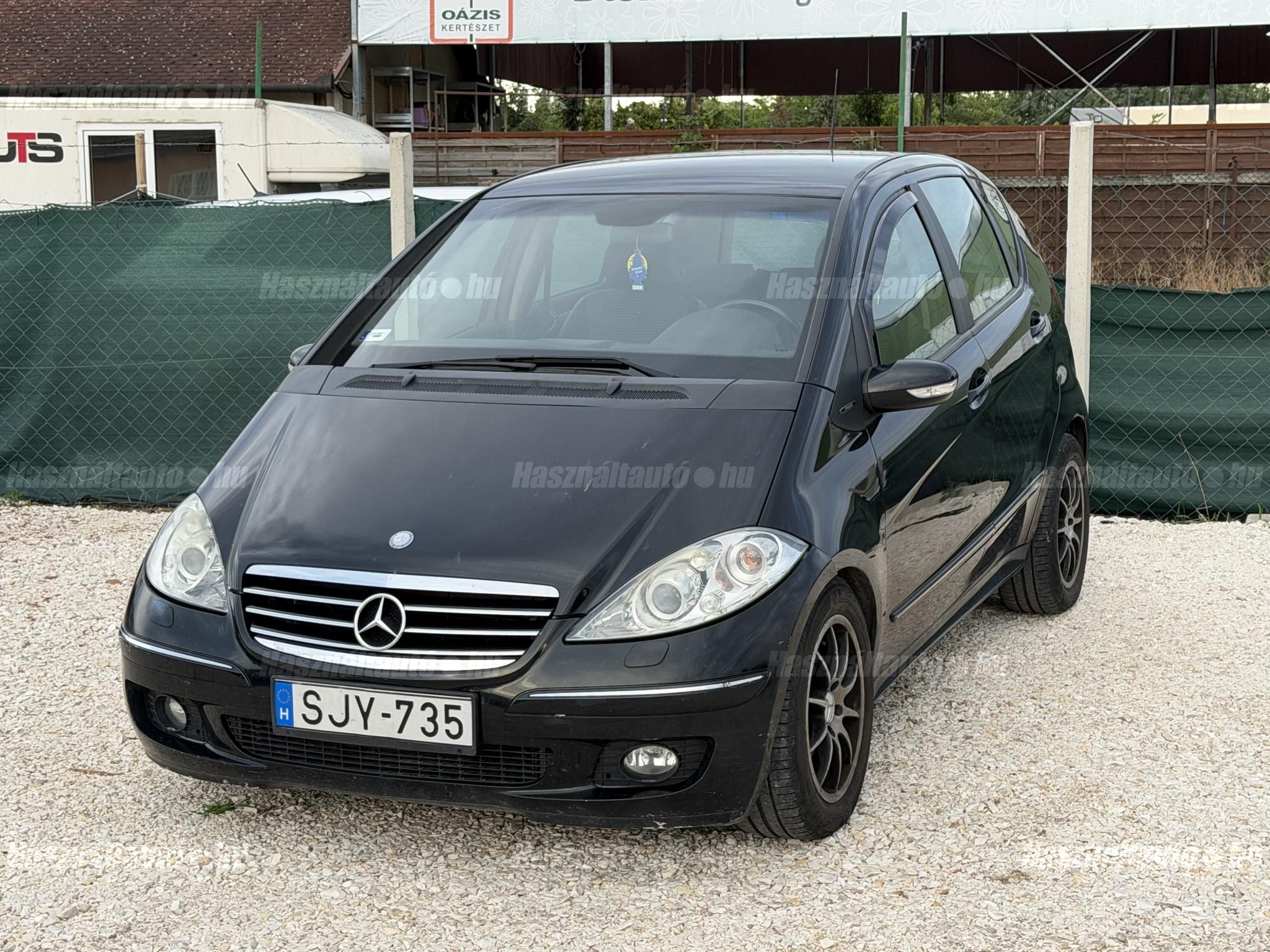 MERCEDES-BENZ A 180 2005/4 - 1