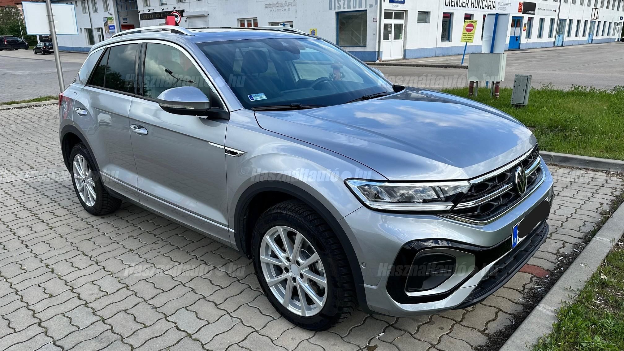 VOLKSWAGEN T-ROC 2024/4 - 1
