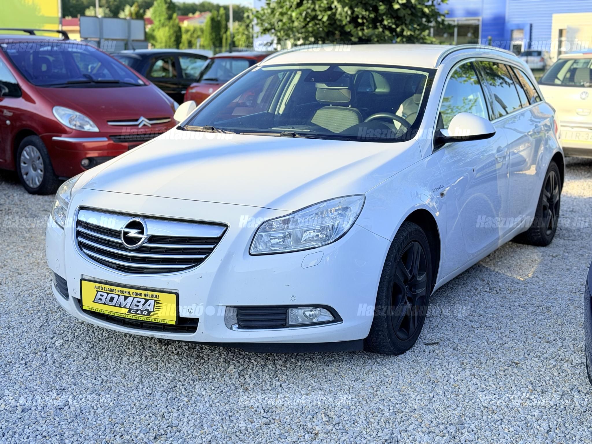OPEL INSIGNIA 2010/8 - 1