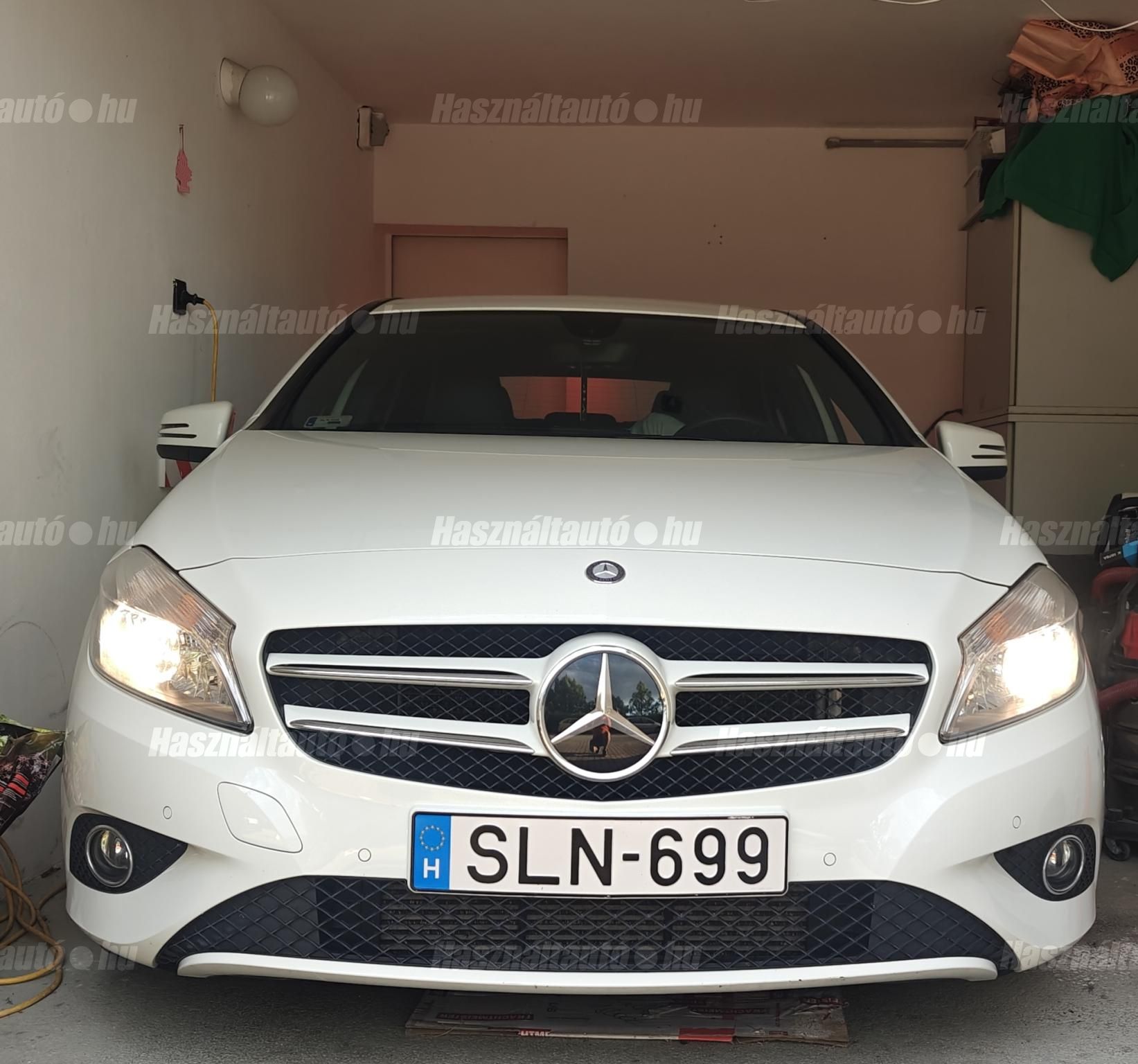 MERCEDES-BENZ A 180 2013/1 - 1
