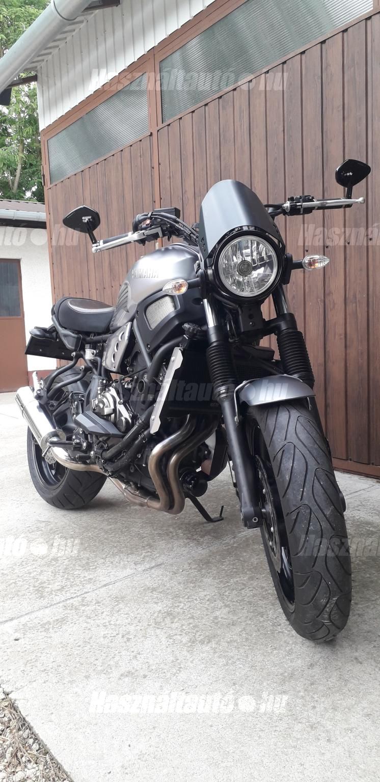 YAMAHA XSR 700 2018 - 1