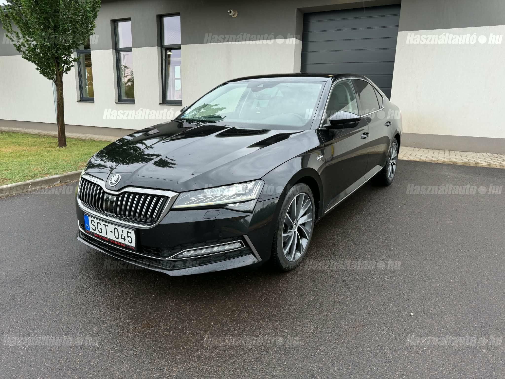 SKODA SUPERB 2020/9 - 1