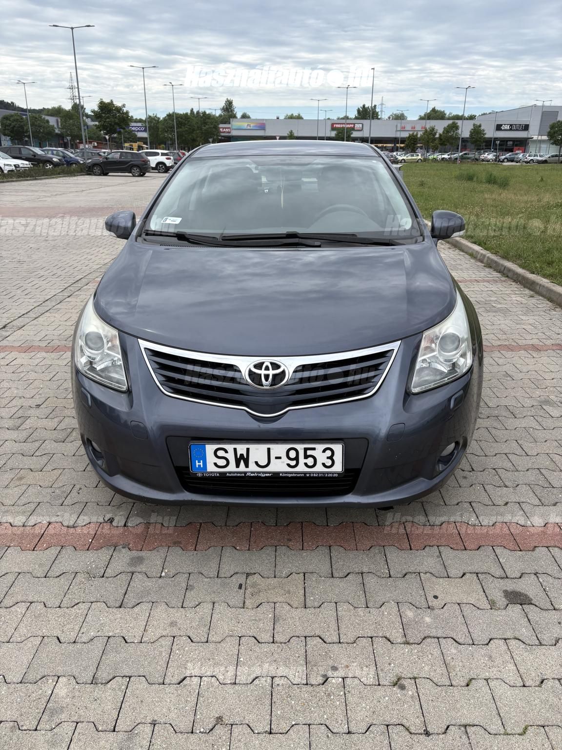 TOYOTA AVENSIS 2010/5 - 1