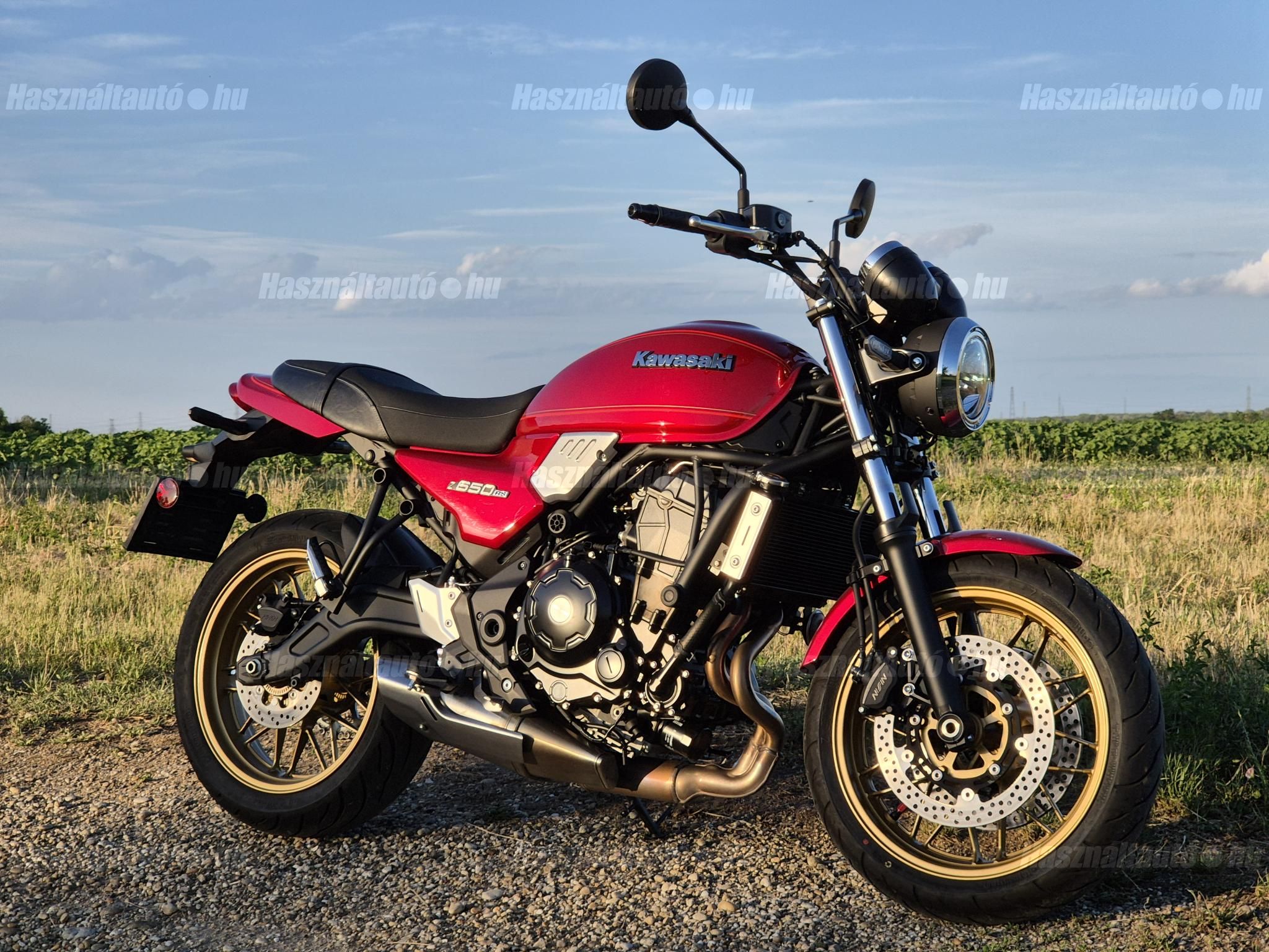 KAWASAKI Z 650 RS 2025/3 - 1
