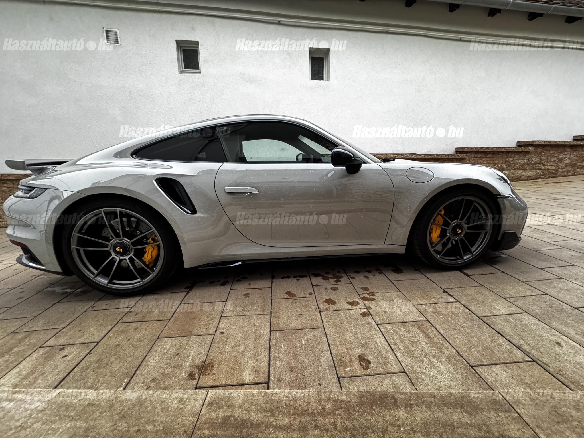 PORSCHE 911 2023/6 - 1