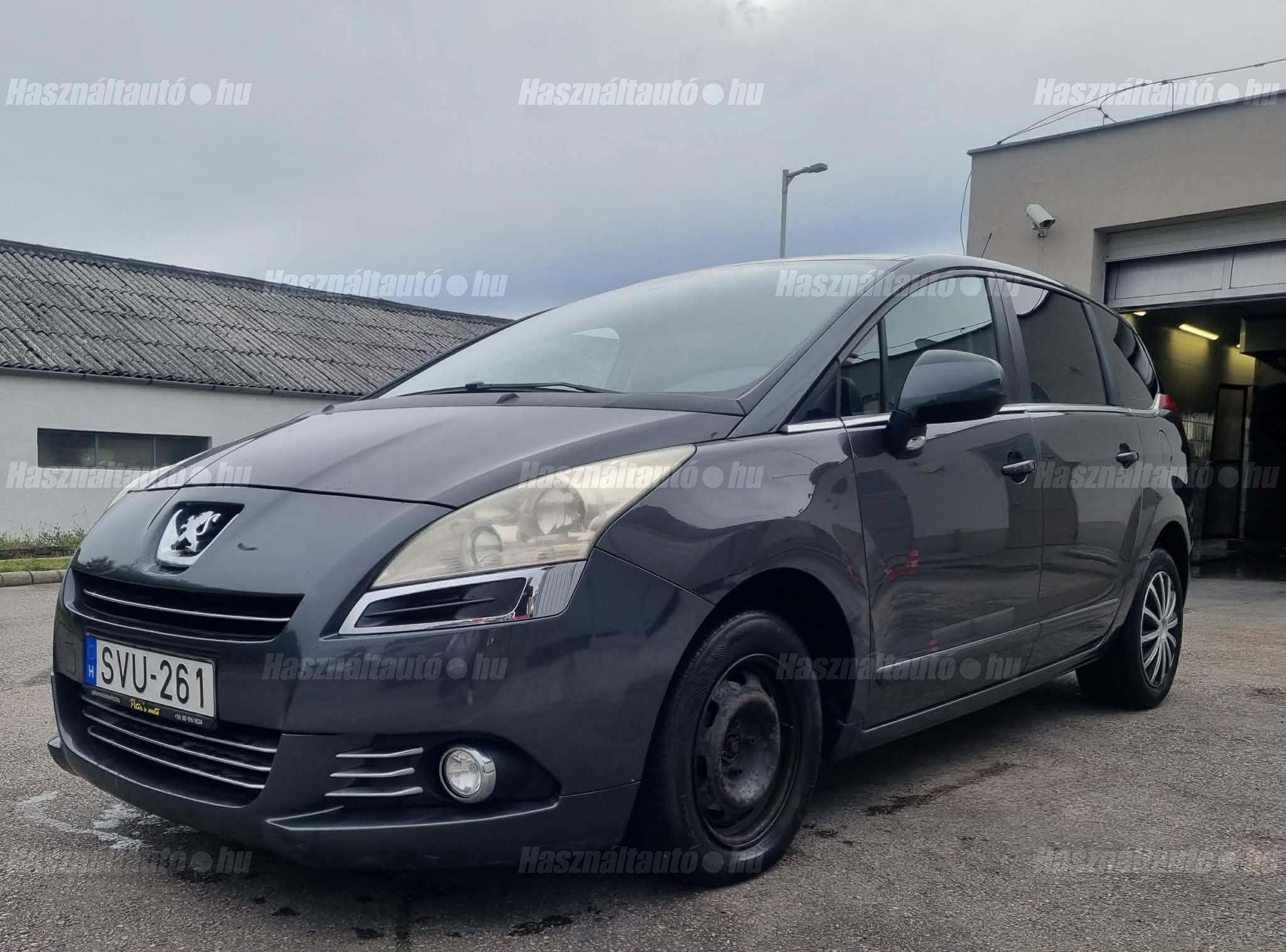 PEUGEOT 5008 2010 - 1