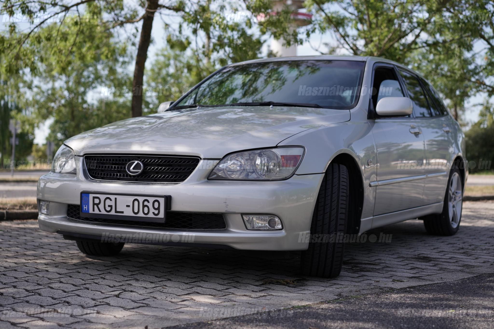 LEXUS IS 2003/10 - 1