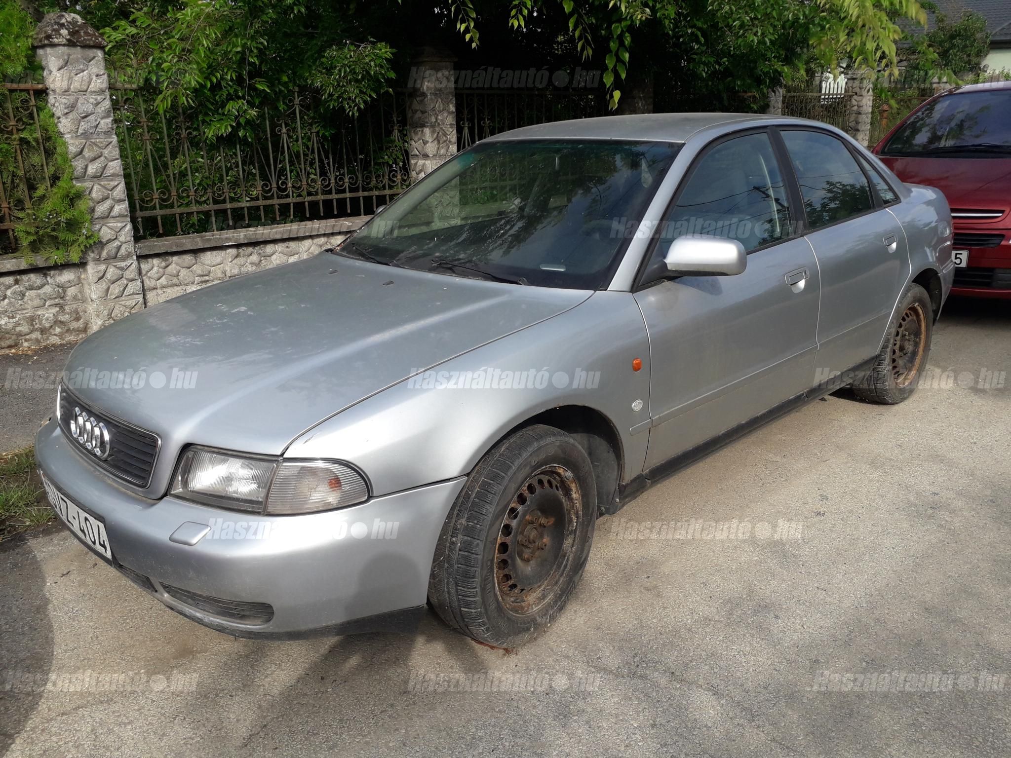 AUDI A4 1997/5 - 1
