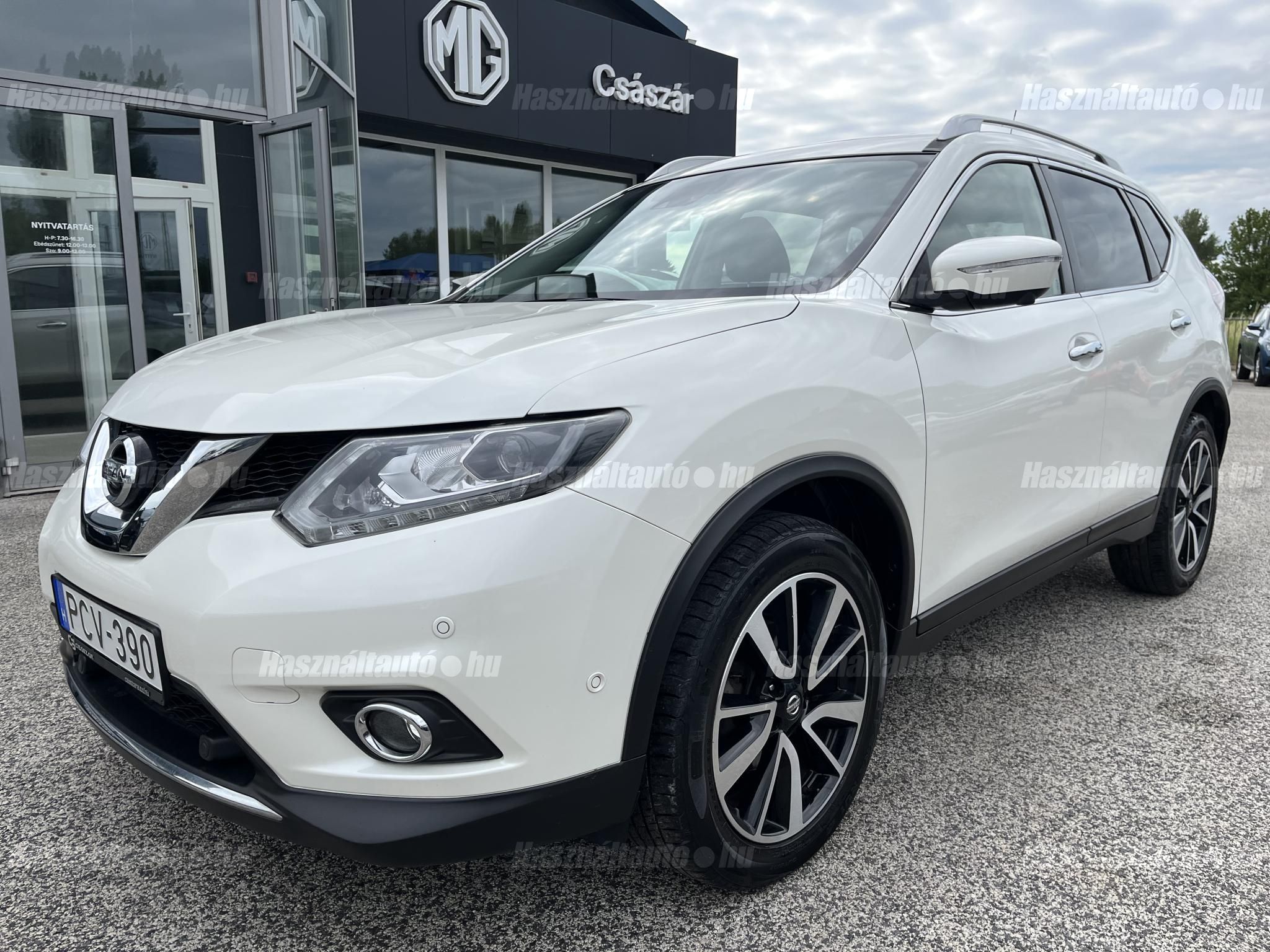 NISSAN X-TRAIL 2017/3 - 1