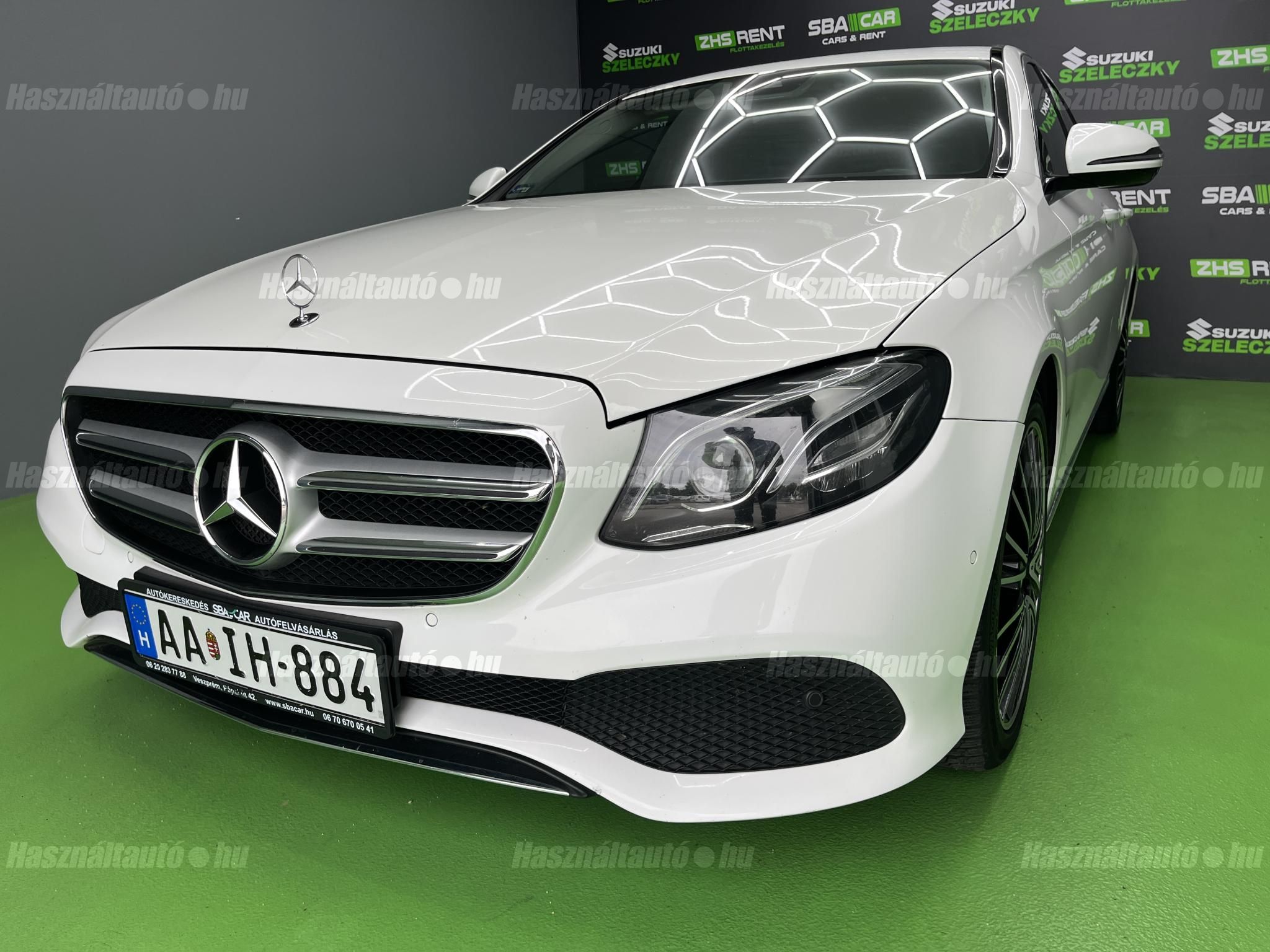 MERCEDES-BENZ E 200 2017/5 - 1