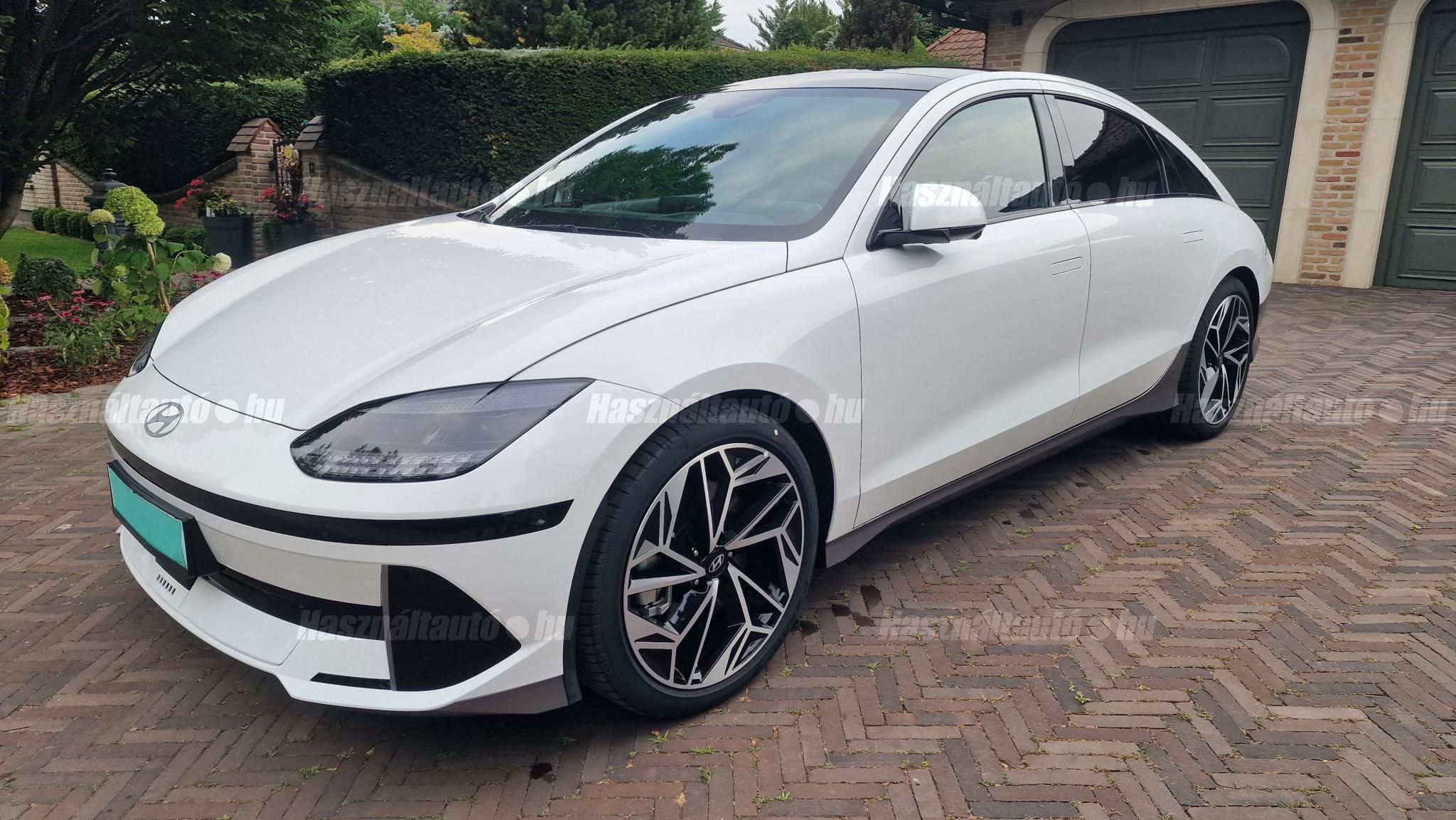 HYUNDAI IONIQ 6 2025/12 - 1