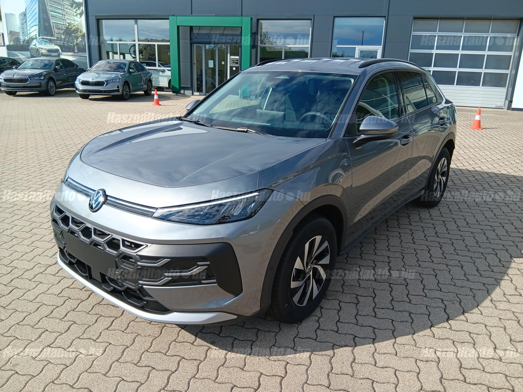 VOLKSWAGEN T-ROC 2026 - 1
