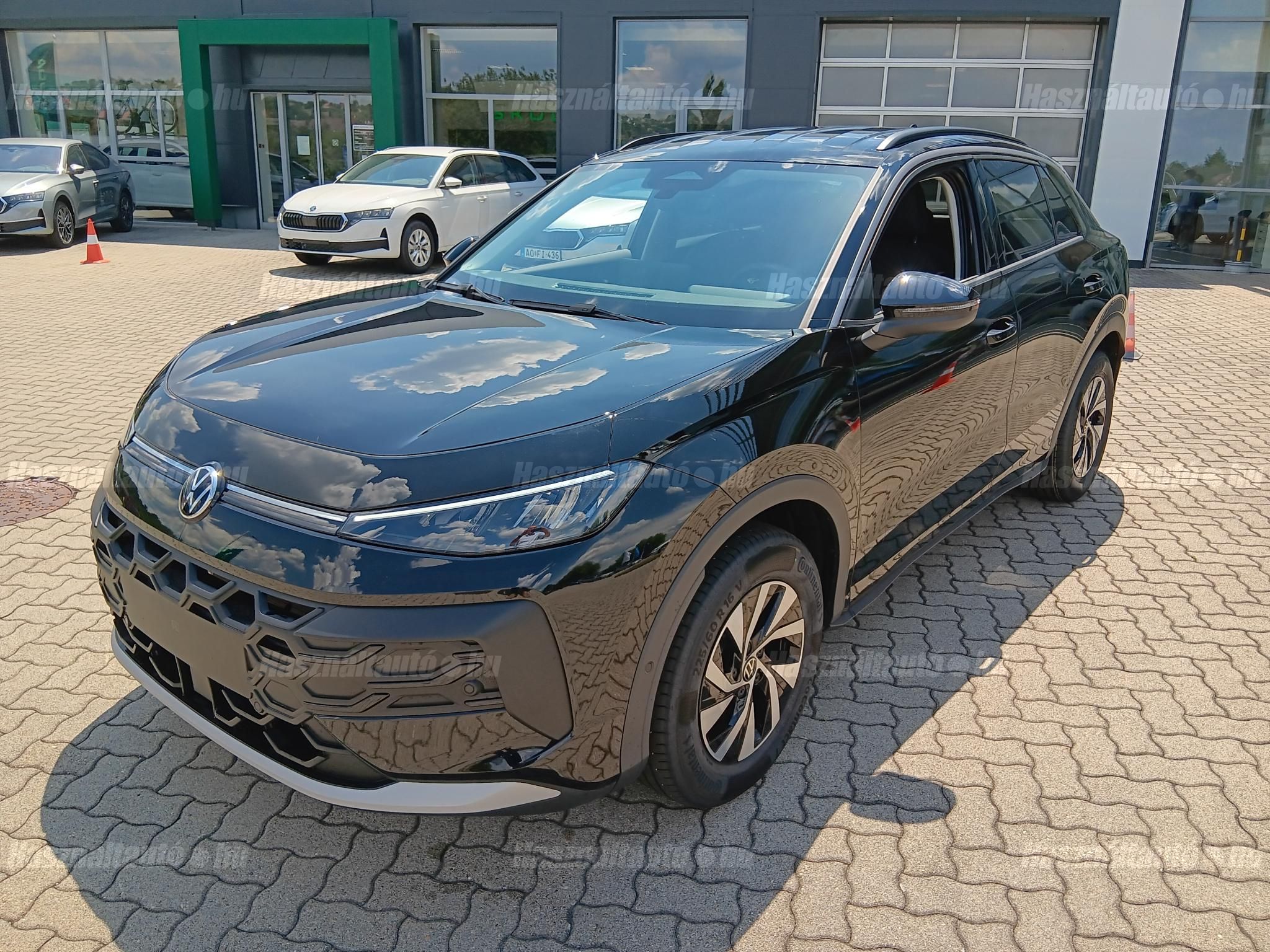 VOLKSWAGEN T-ROC 2026 - 1