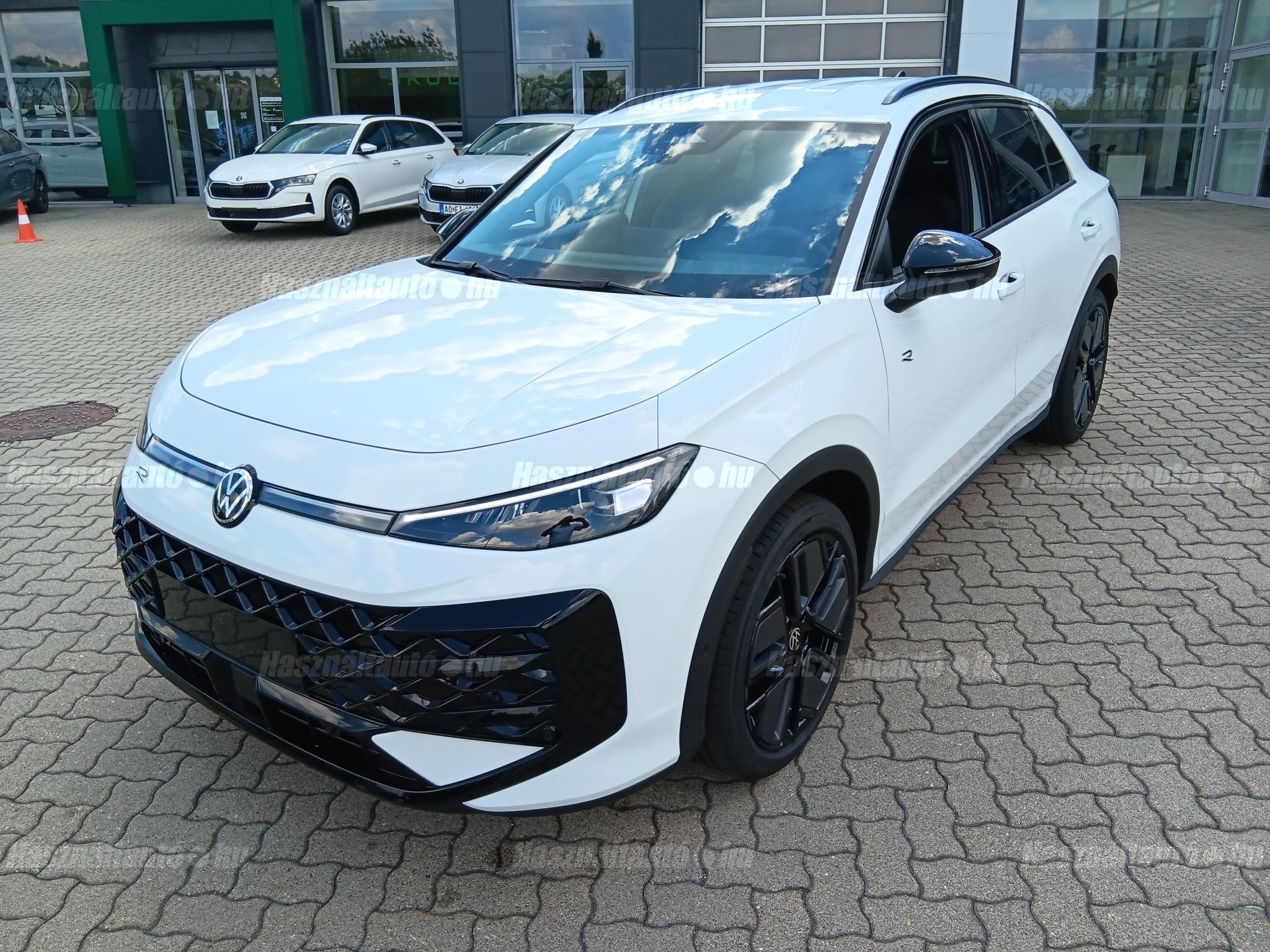 VOLKSWAGEN T-ROC 2026 - 1