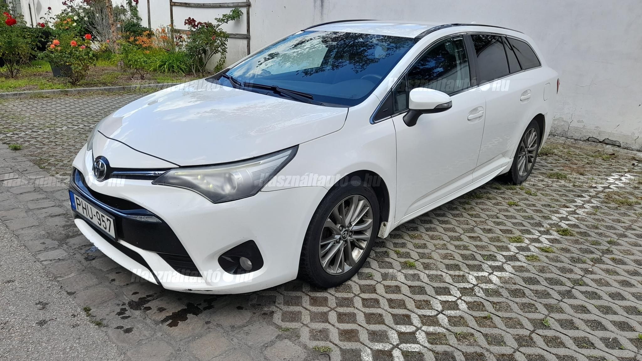 TOYOTA AVENSIS 2017/7 - 1