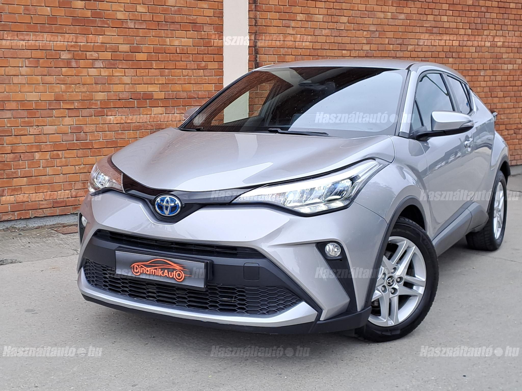 TOYOTA C-HR 2023/4 - 1