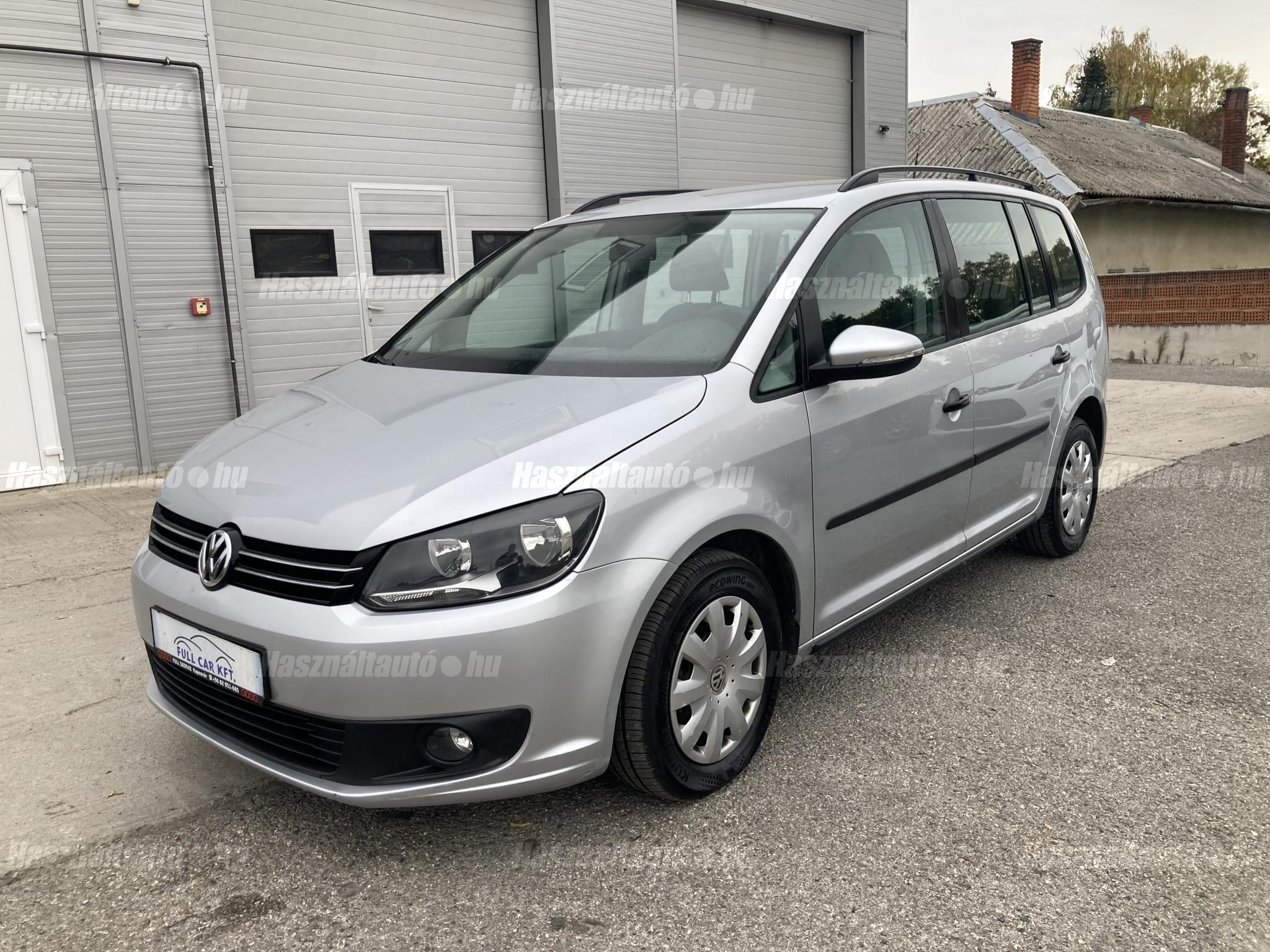 VOLKSWAGEN TOURAN 2011/10 - 1