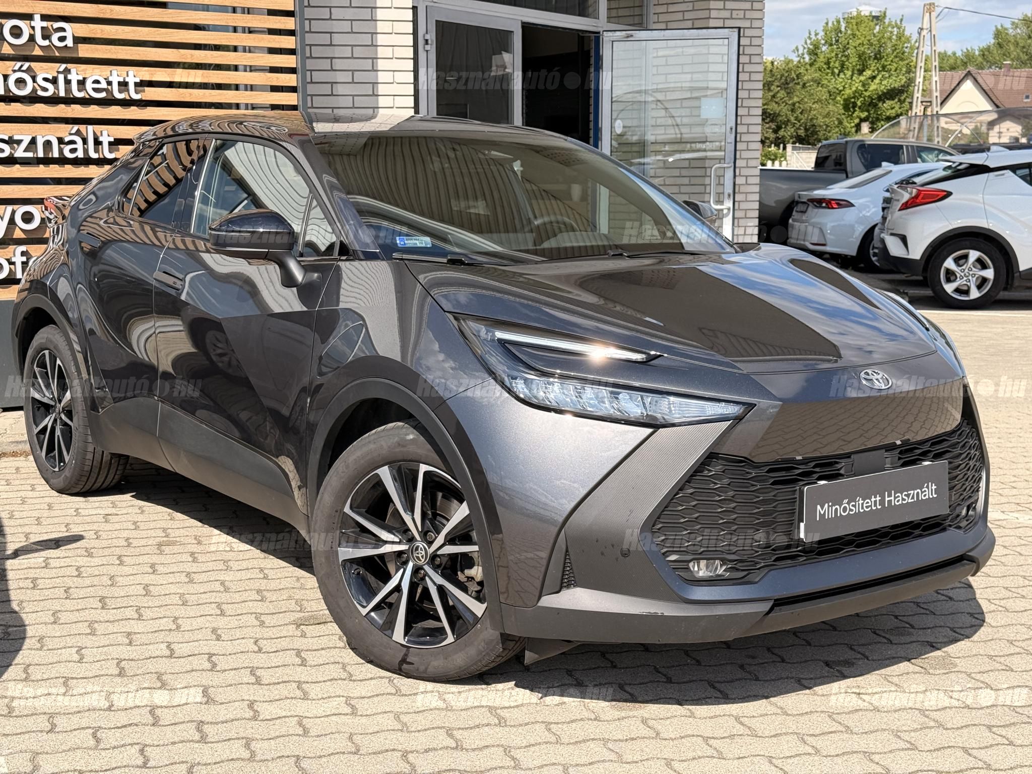 TOYOTA C-HR 2025/6 - 1