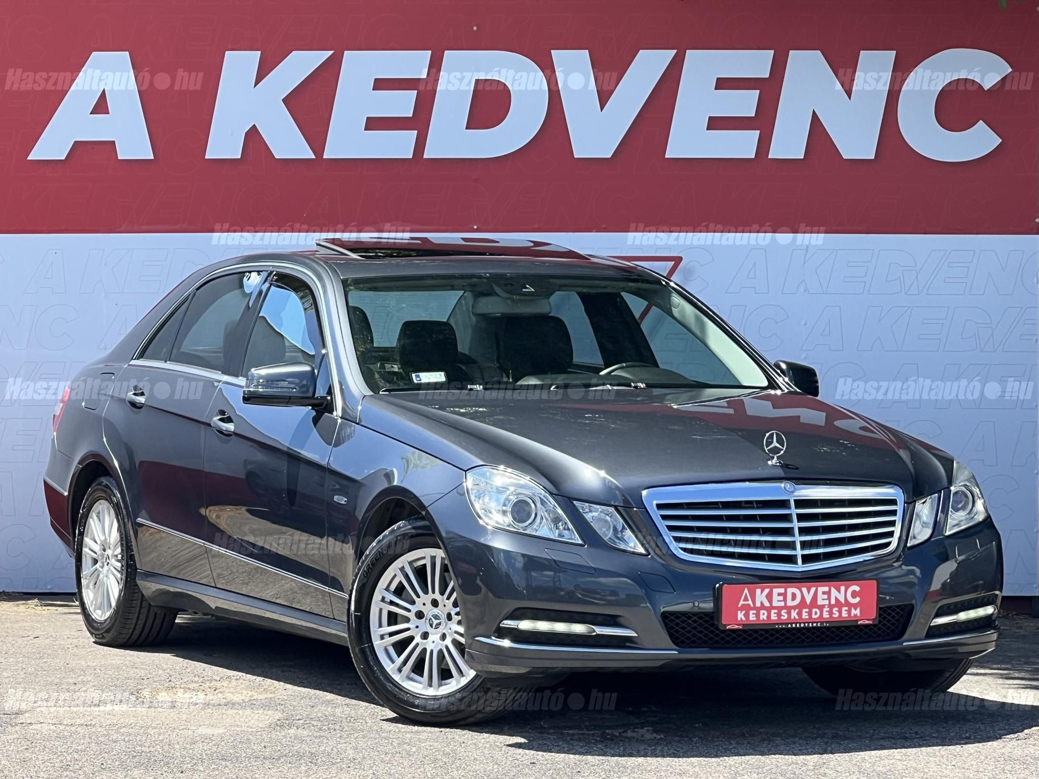 MERCEDES-BENZ E 200 2011/3 - 1