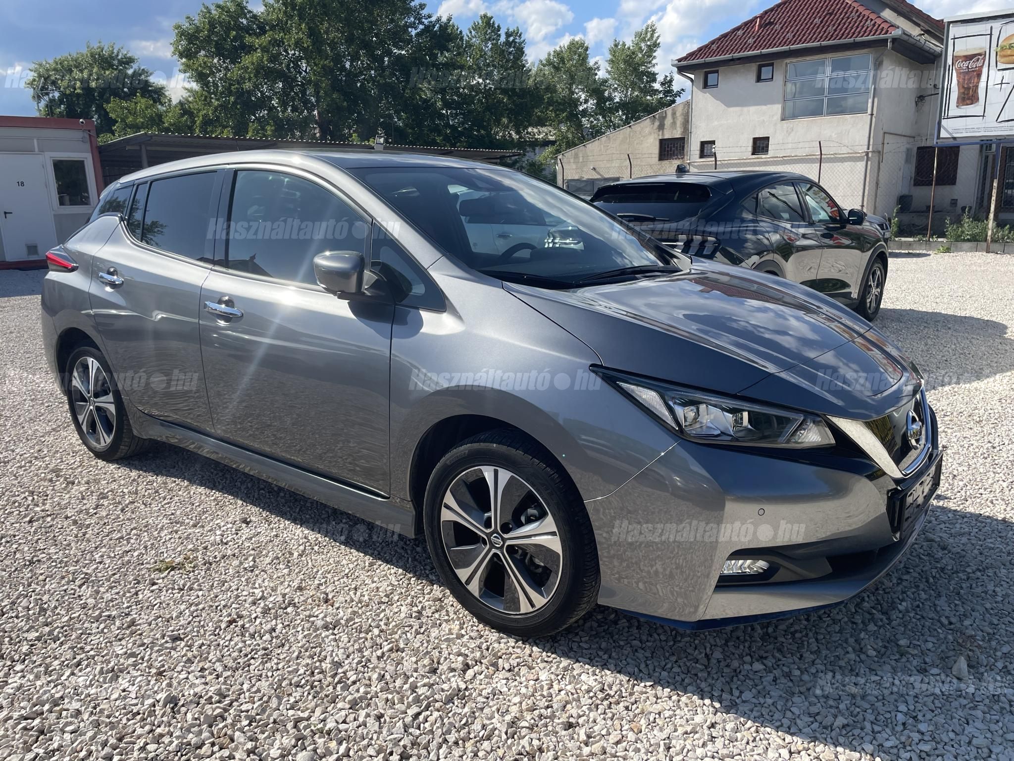 NISSAN LEAF 2021/5 - 1
