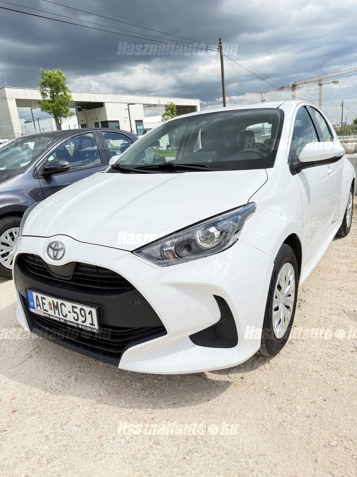 TOYOTA YARIS 2024/6 - 1