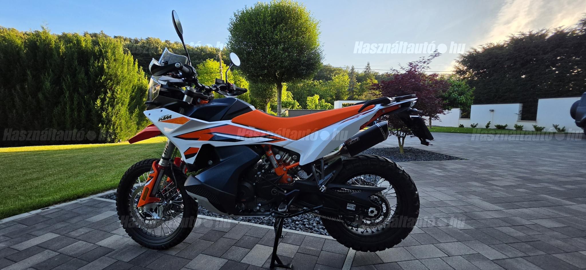 KTM 890 ADVENTURE R 2023/9 - 1