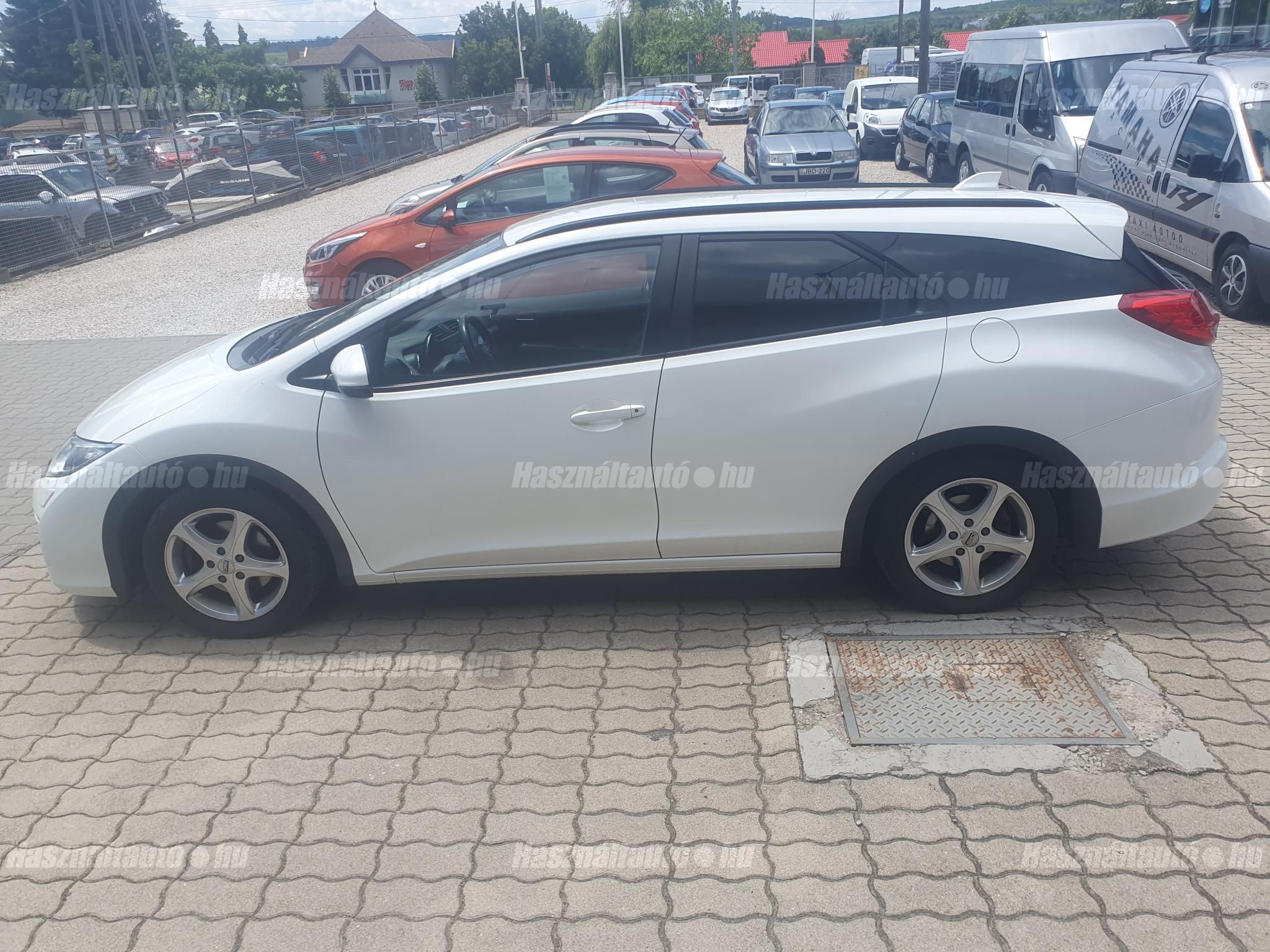 HONDA CIVIC 2016/9 - 1