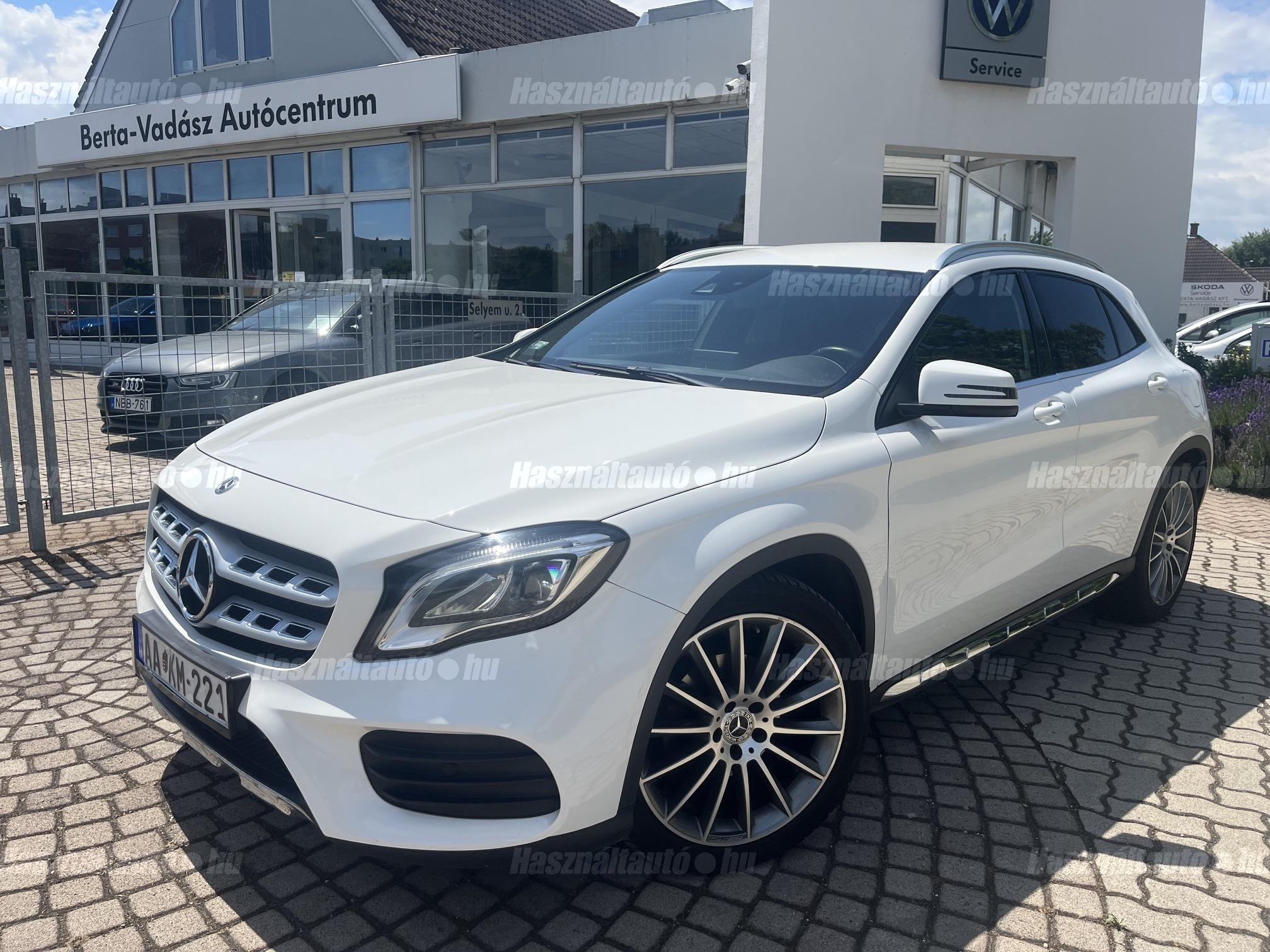 MERCEDES-BENZ GLA 200 2020/7 - 1