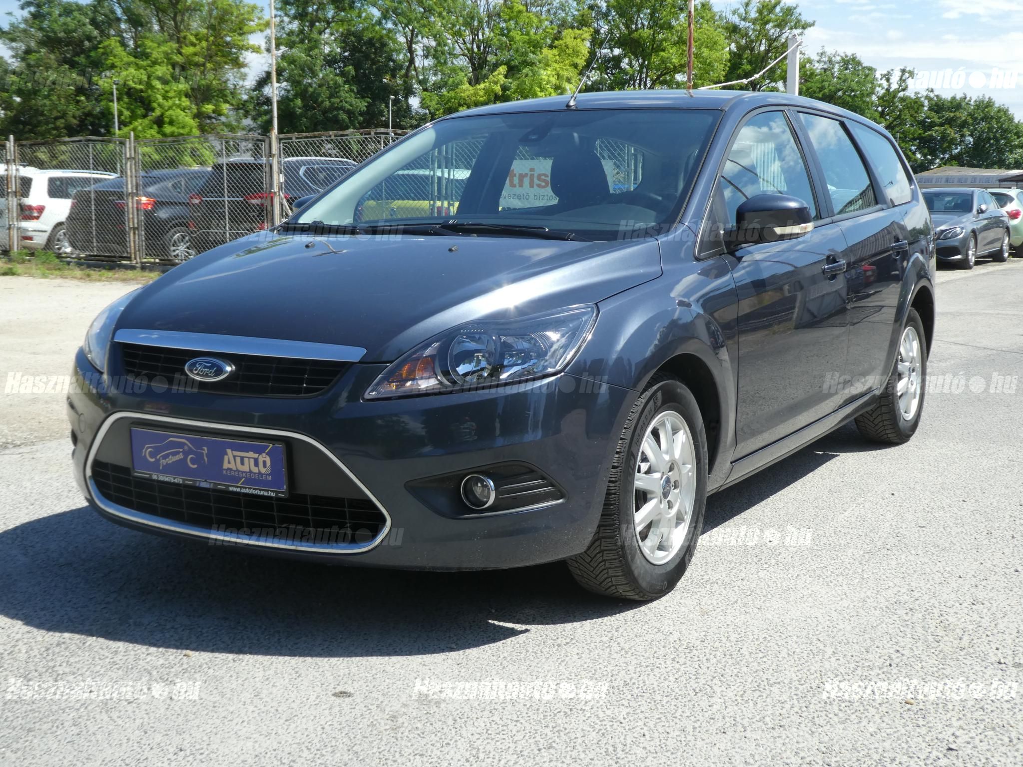 FORD FOCUS 2010/10 - 1