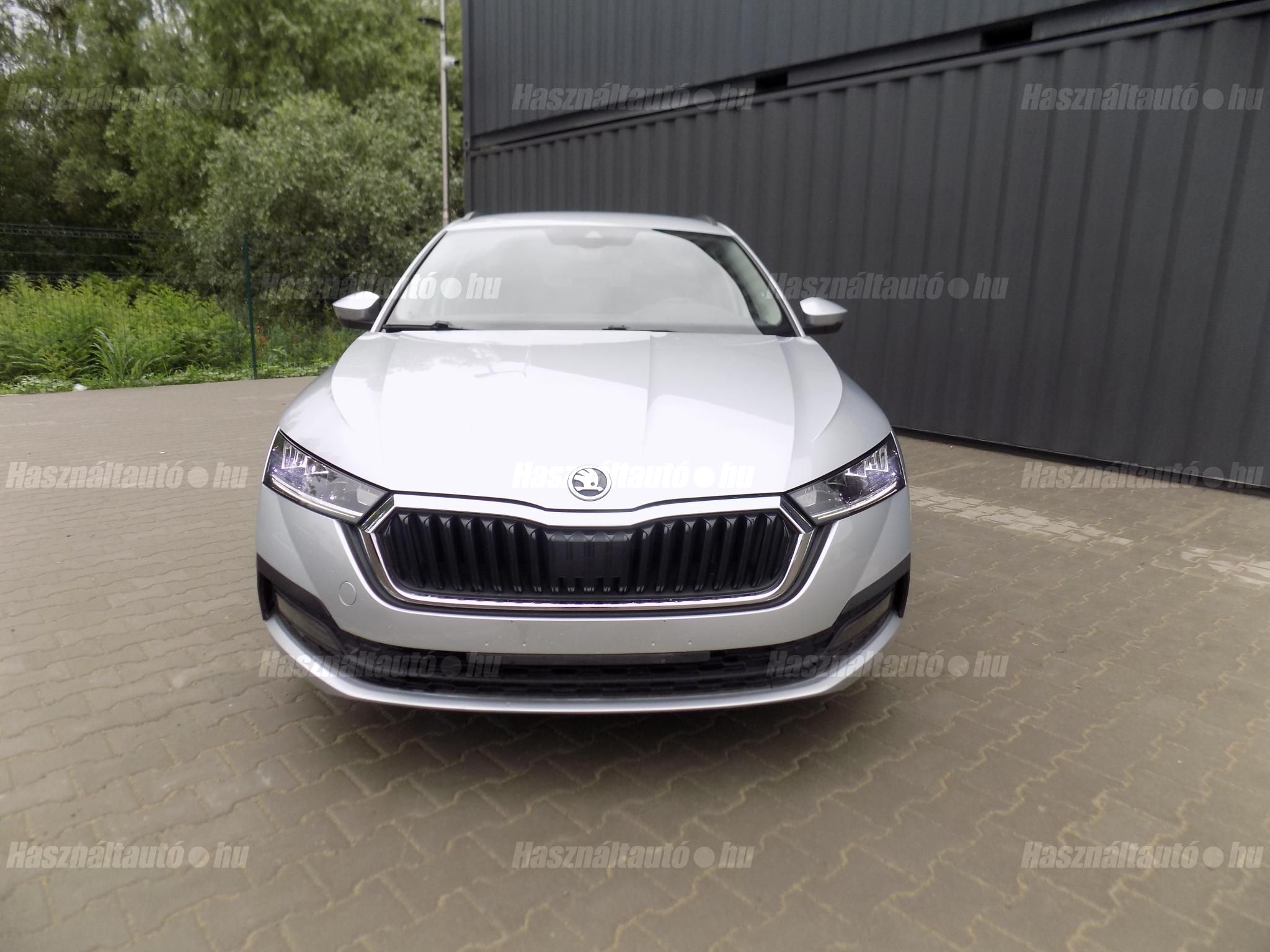 SKODA OCTAVIA 2022/2 - 1