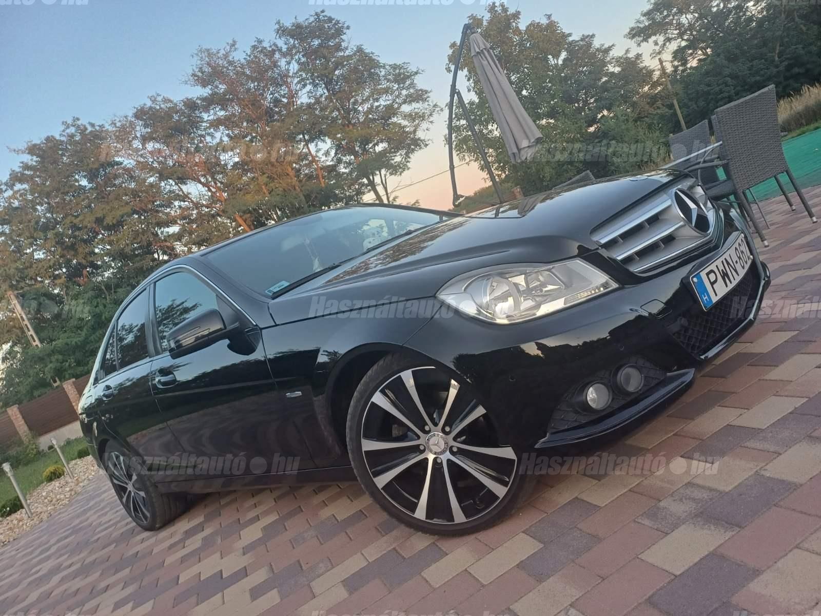 MERCEDES-BENZ C-OSZTÁLY 2012/6 - 1