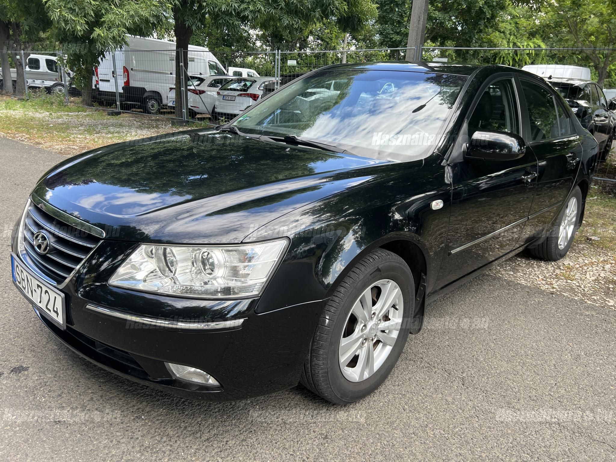 HYUNDAI SONATA 2010/6 - 1