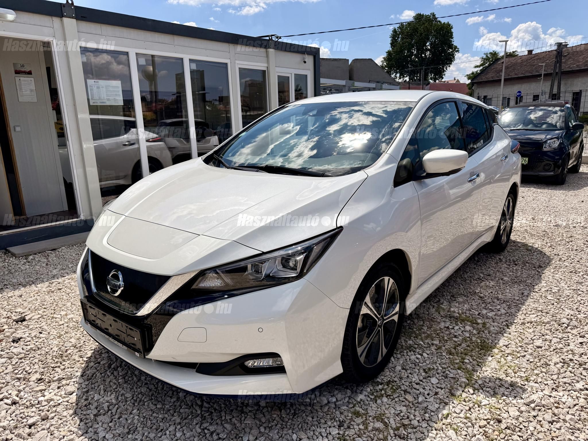 NISSAN LEAF 2020/11 - 1