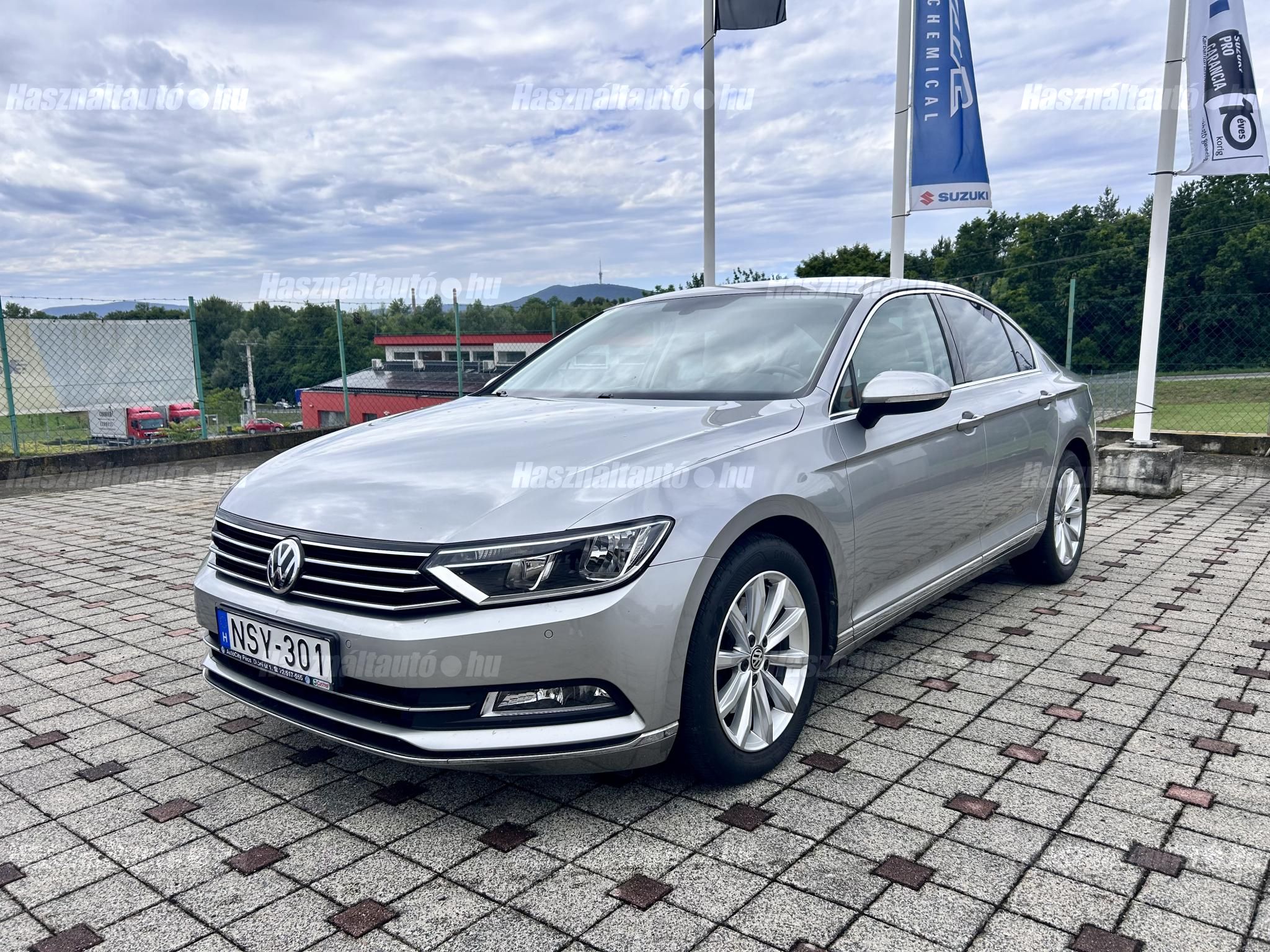 VOLKSWAGEN PASSAT VIII 2016/7 - 1