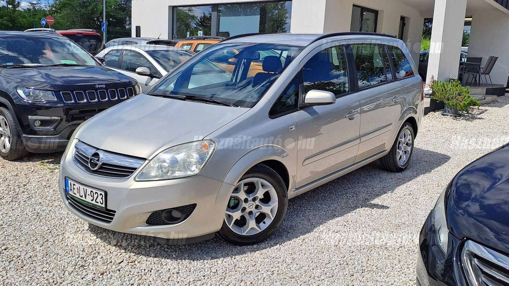 OPEL ZAFIRA B 2008/11 - 1