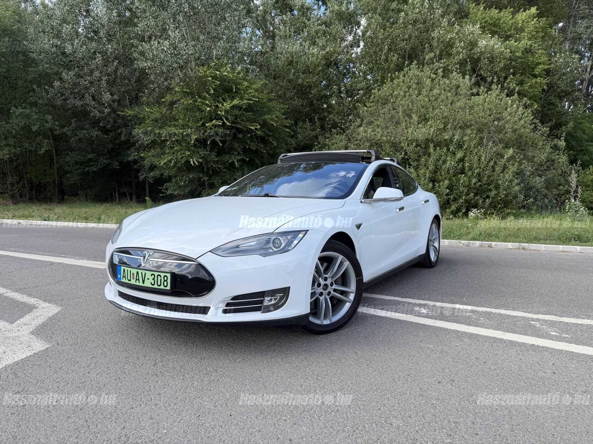 TESLA MODEL S 2016/5 - 1