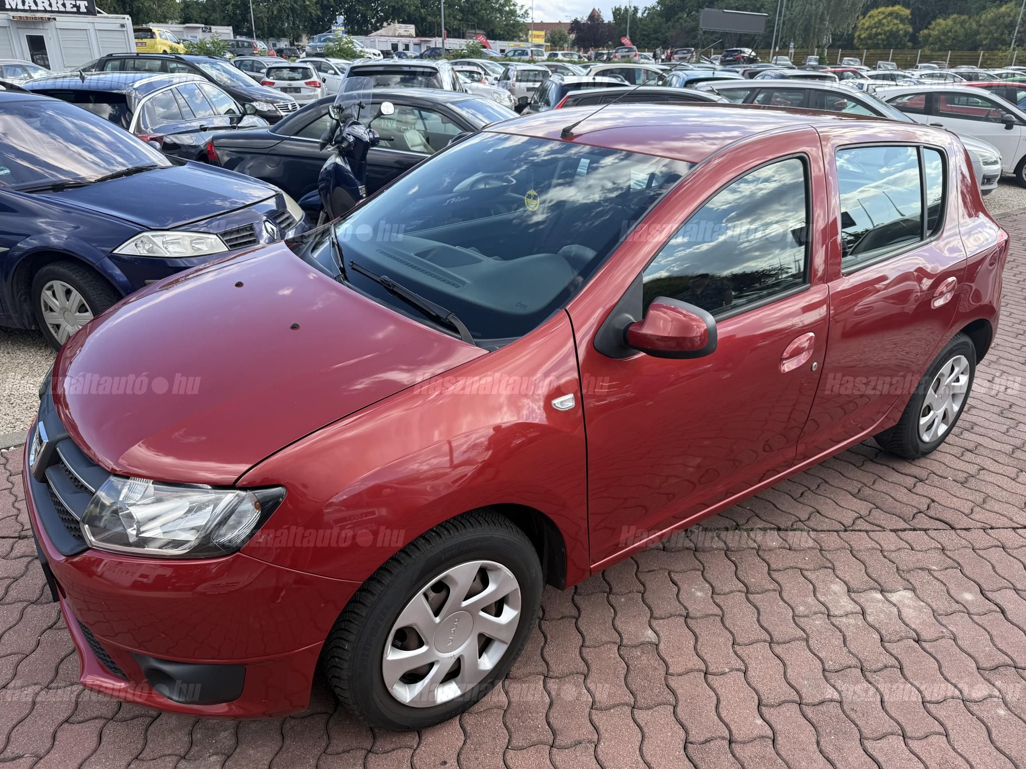 DACIA SANDERO 2014/11 - 1