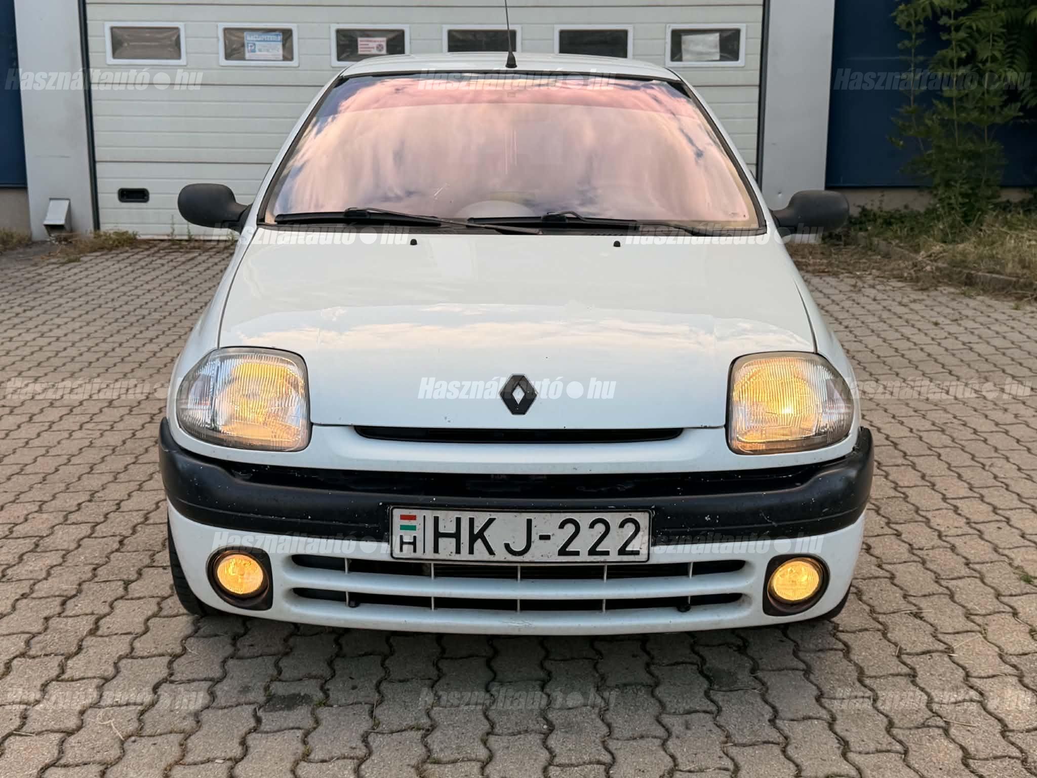 RENAULT CLIO 2000/11 - 1