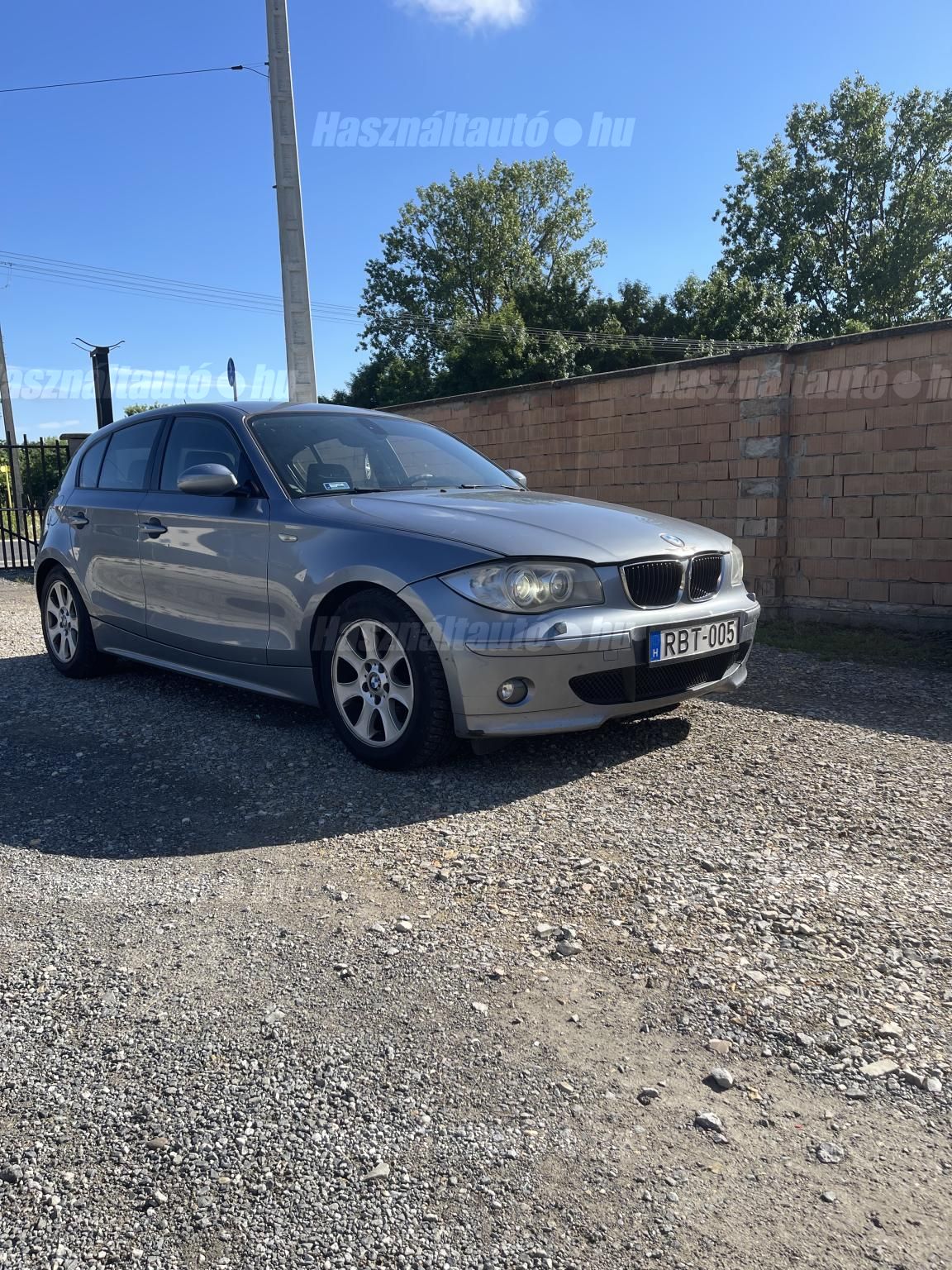 BMW 120 2004/12 - 1