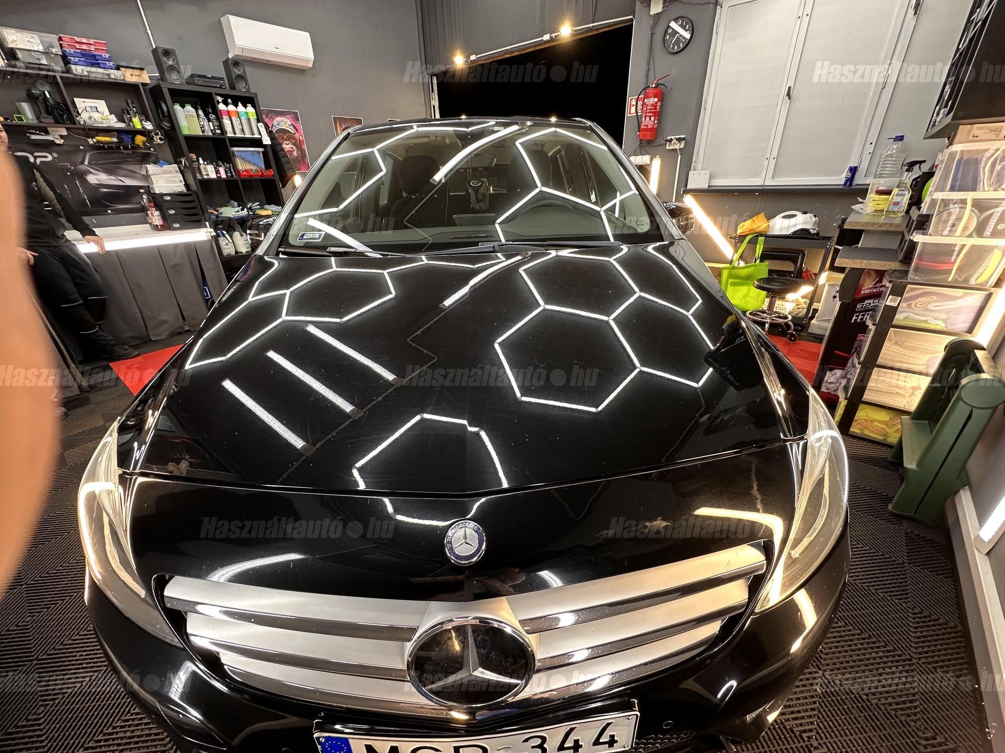 MERCEDES-BENZ B 180 2011/12 - 1