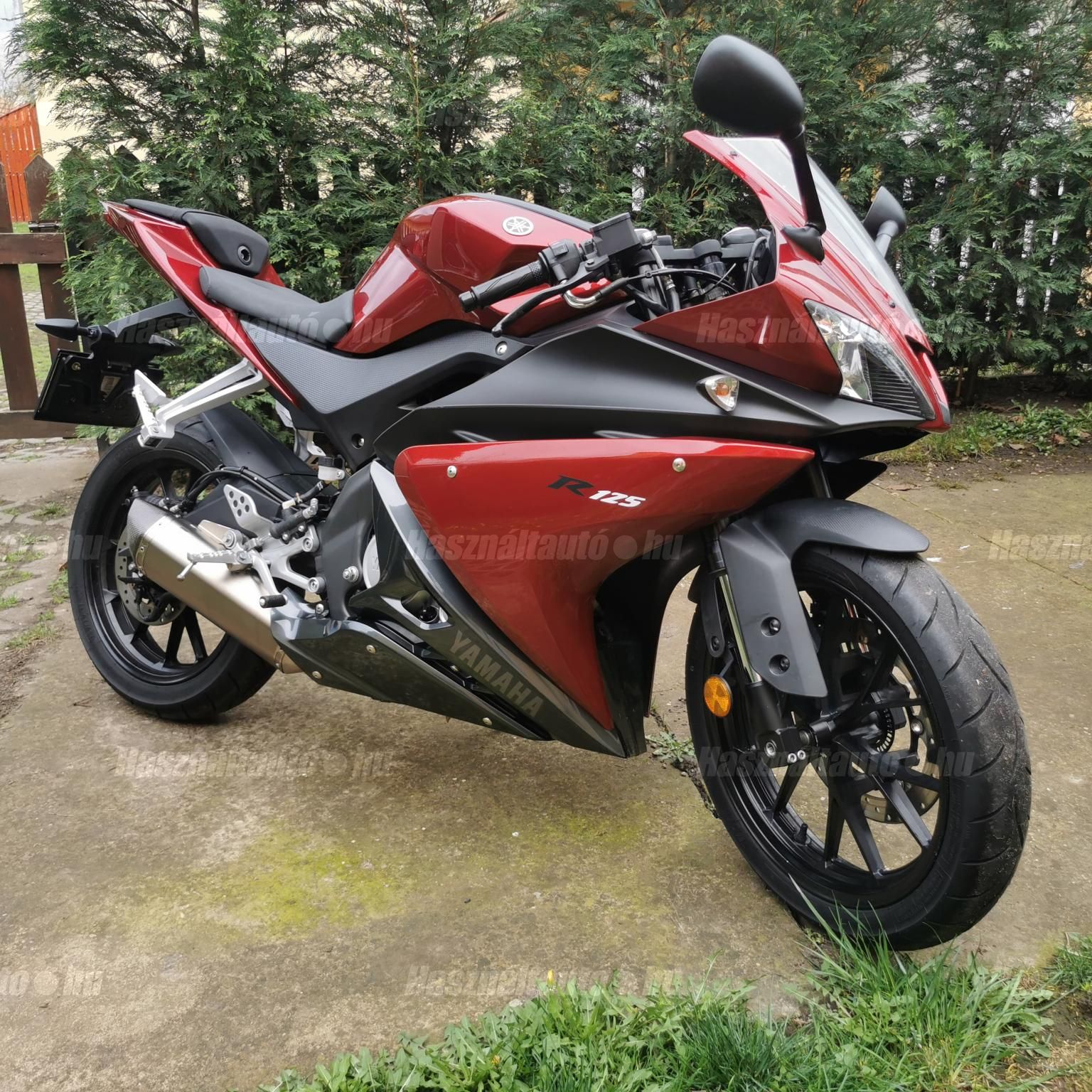 YAMAHA YZF R 125 2017 - 1
