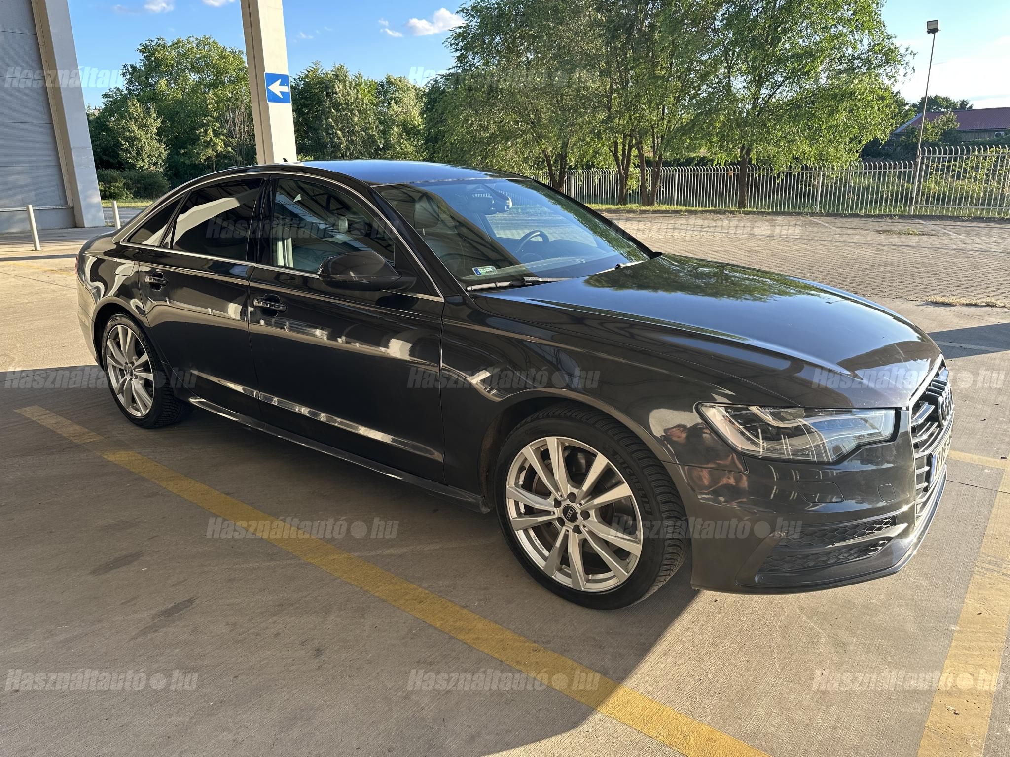 AUDI A6 2013/5 - 1