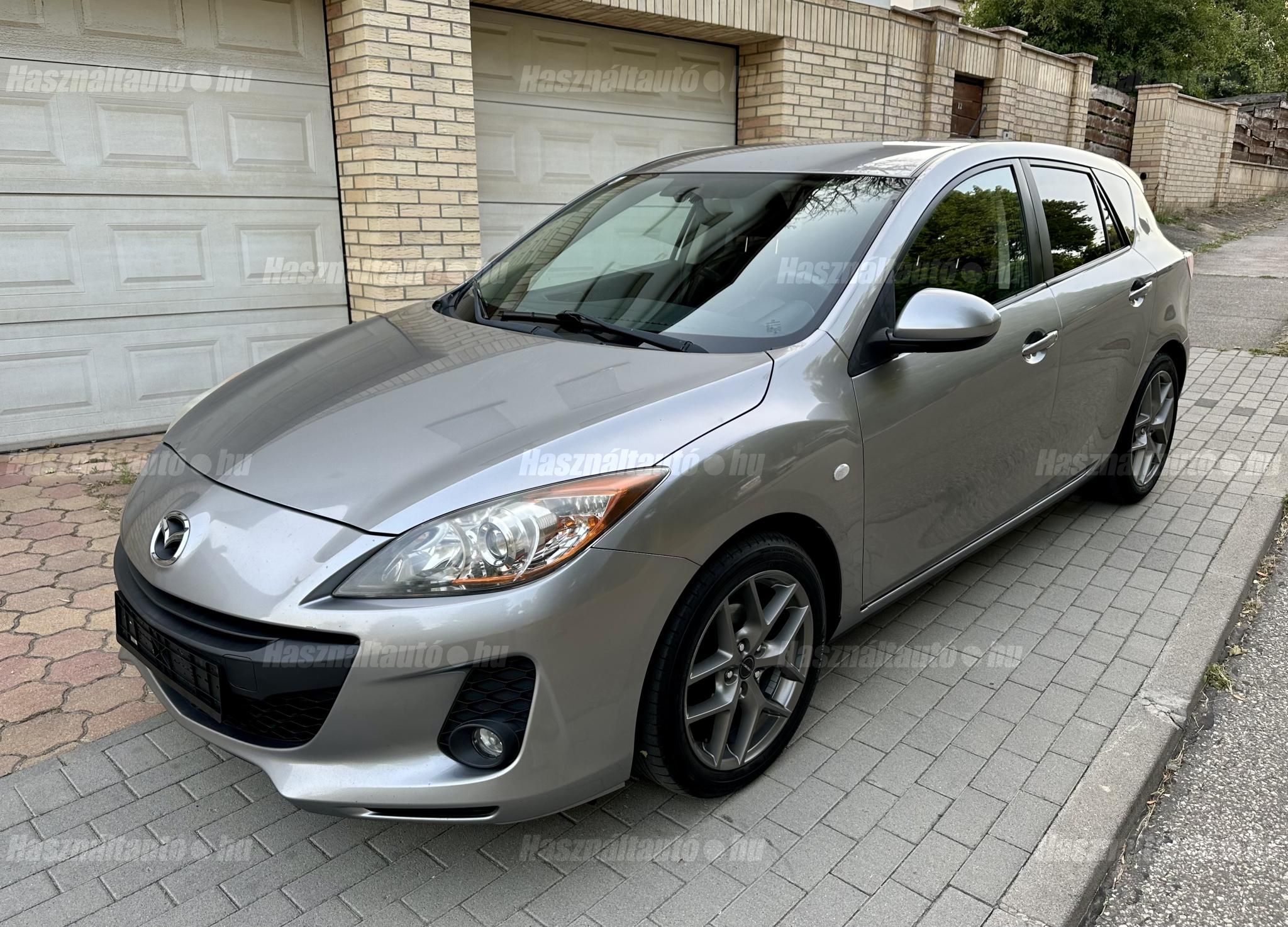MAZDA 3 2012/4 - 1