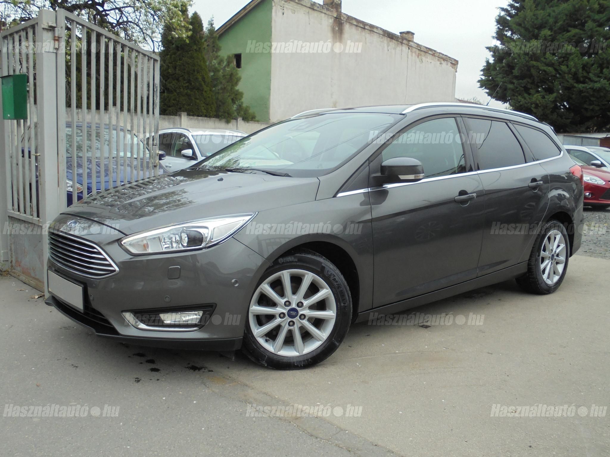 FORD FOCUS 2015/6 - 1