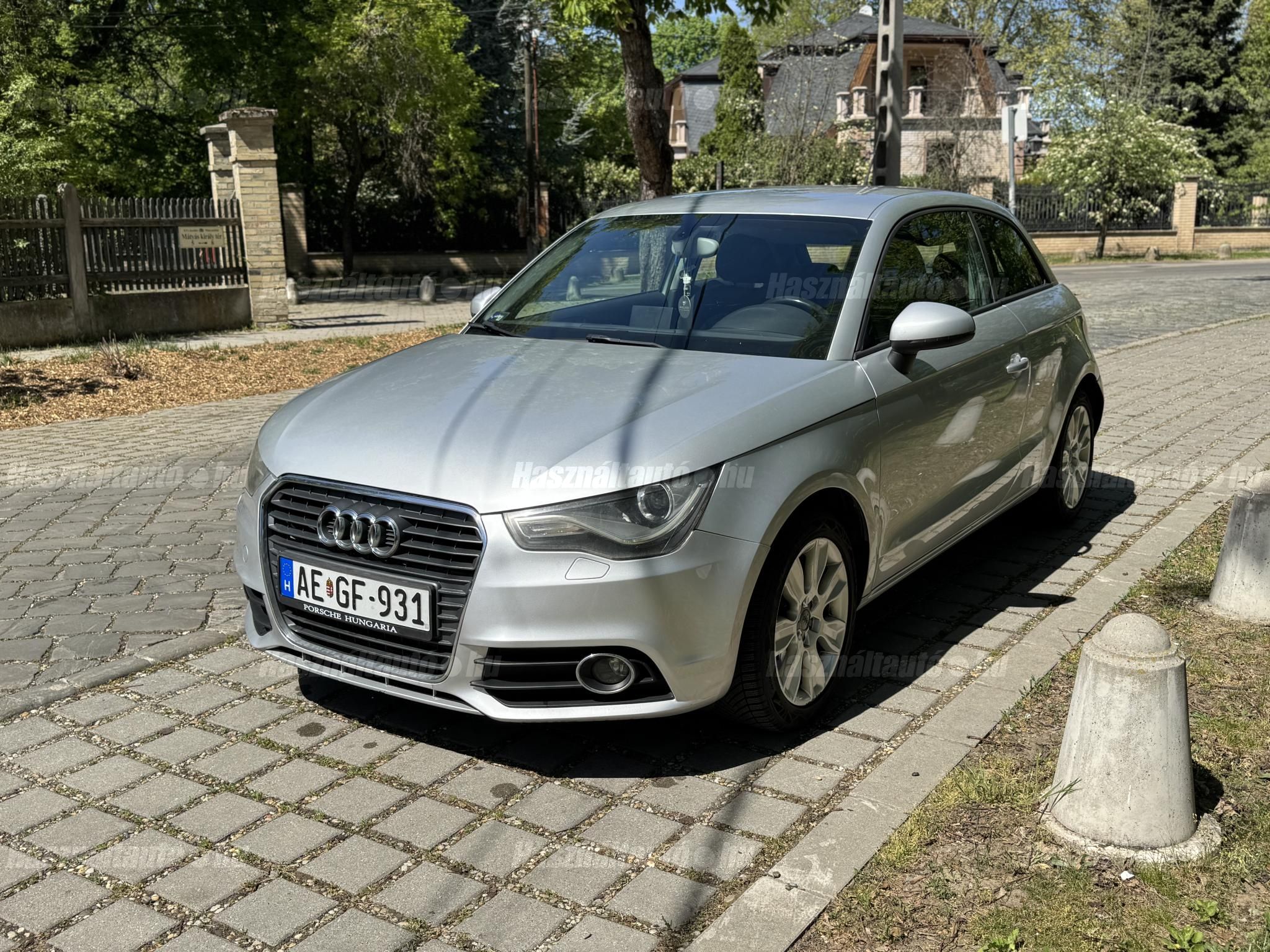 AUDI A1 2010/9 - 1