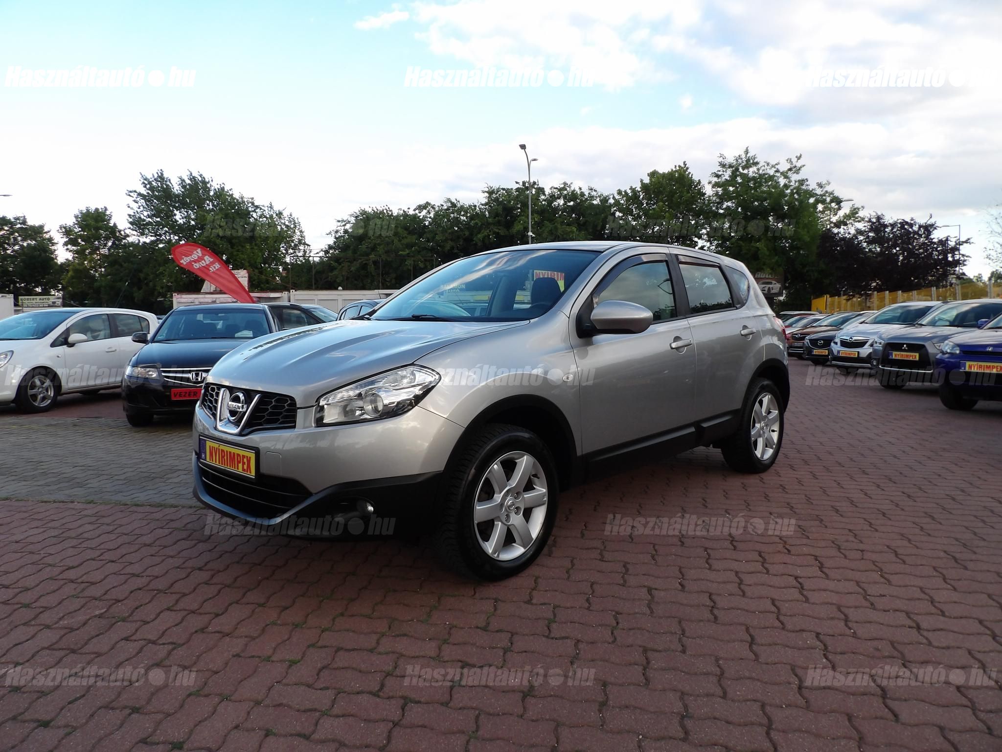 NISSAN QASHQAI 2012/6 - 1