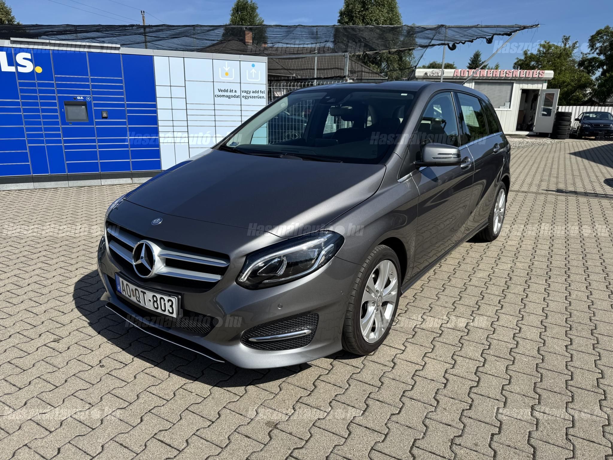 MERCEDES-BENZ B 180 2016/3 - 1