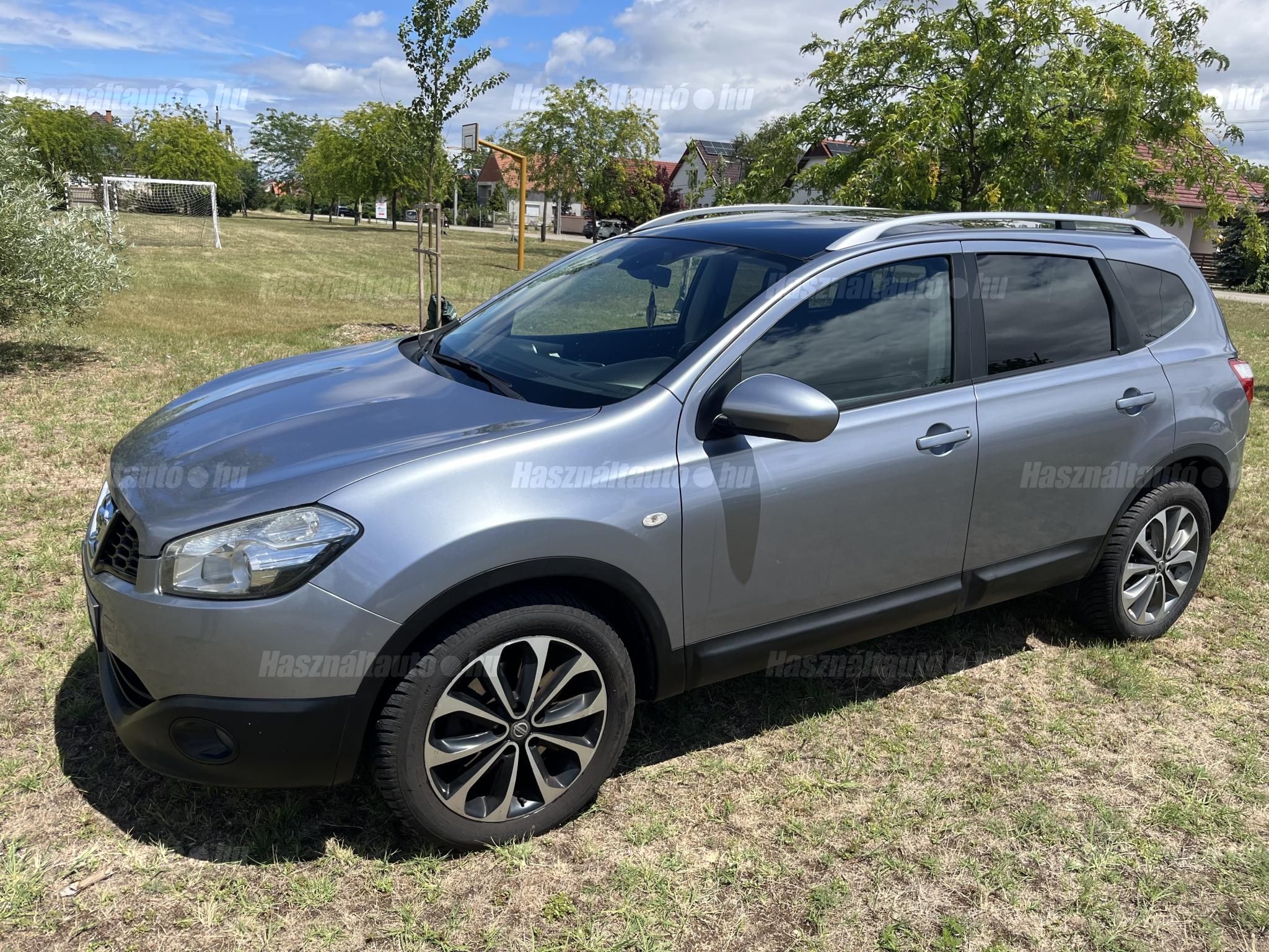 NISSAN QASHQAI+2 2010/11 - 1